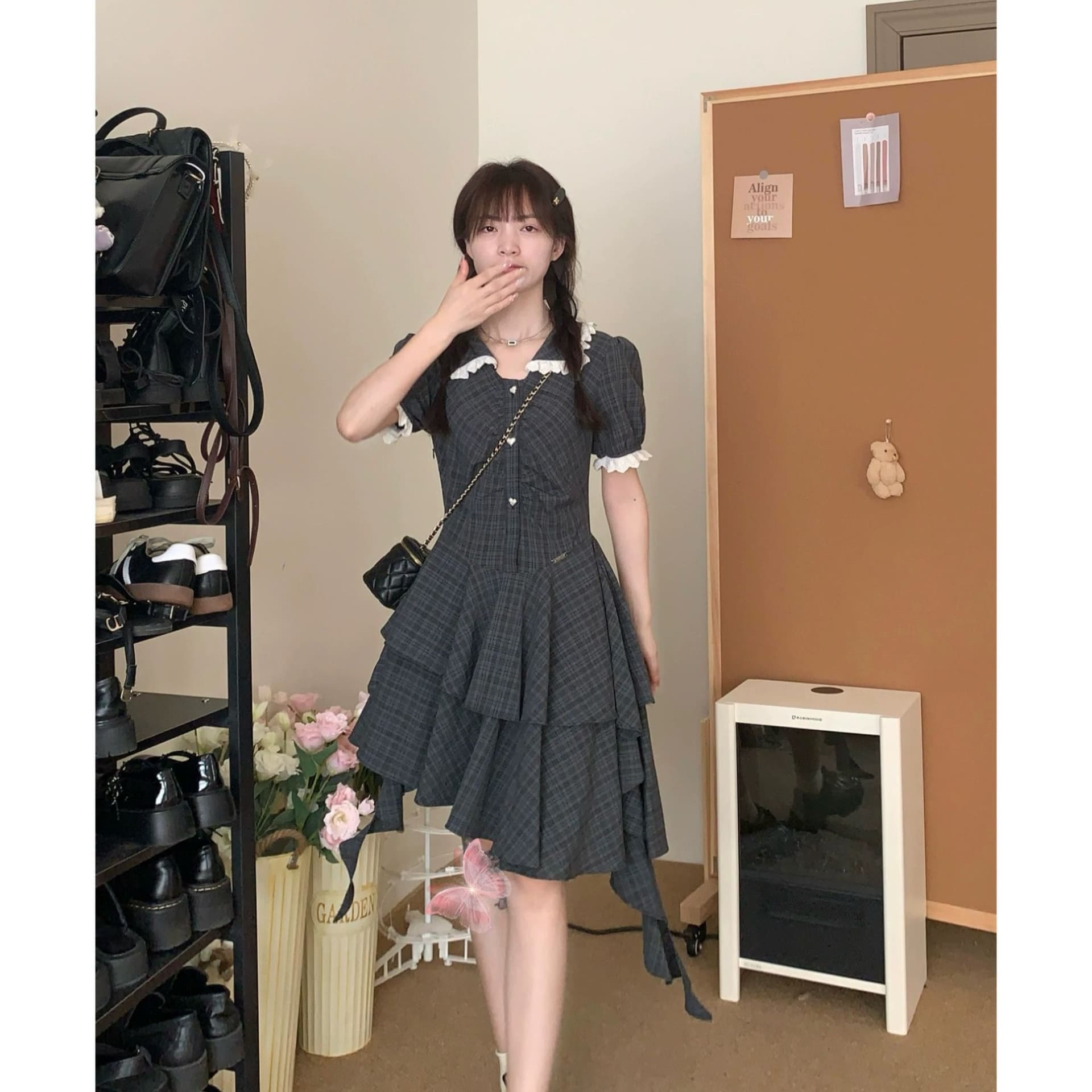 2026 여름 한 부서 품격 베이비 칼라 체크무늬 드레스 달콤함 부드러운 바람 허리 수축 슬림해 보이는 끌기 꼬리 케이크 드레스 이미지 4