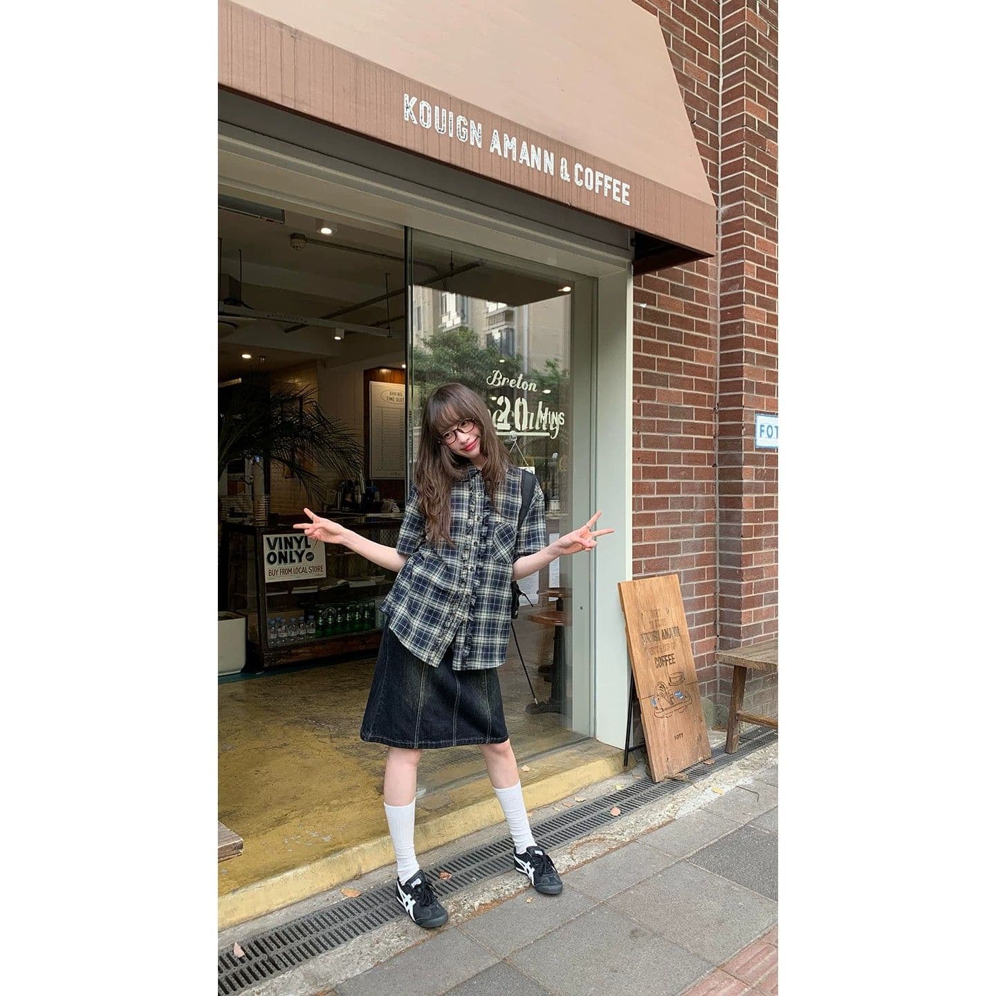 아메리칸 레트로 워싱 한 마디 반신 데님 중간 스커트 여성 여름 디자인 센스 하이웨이스트 루즈핏 슬림해 보이는 다용도 미니 스커트 이미지 5