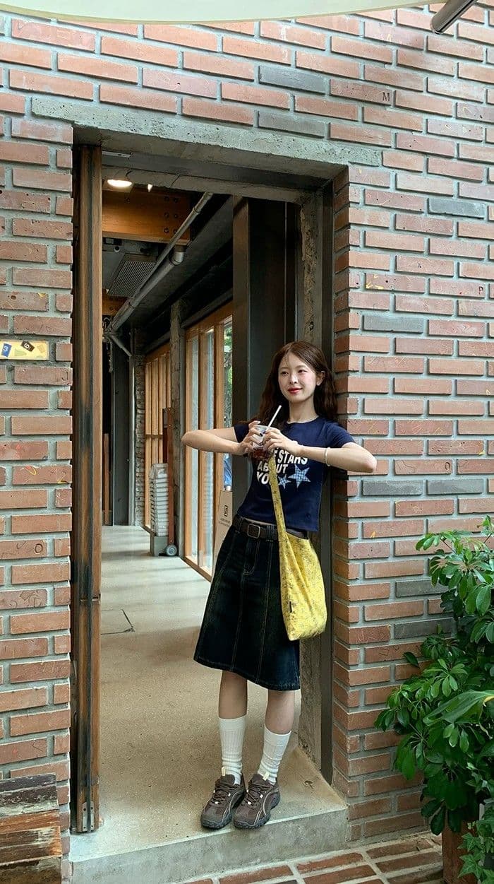 아메리칸 레트로 워싱 한 마디 반신 데님 중간 스커트 여성 여름 디자인 센스 하이웨이스트 루즈핏 슬림해 보이는 다용도 미니 스커트 상세 이미지 4