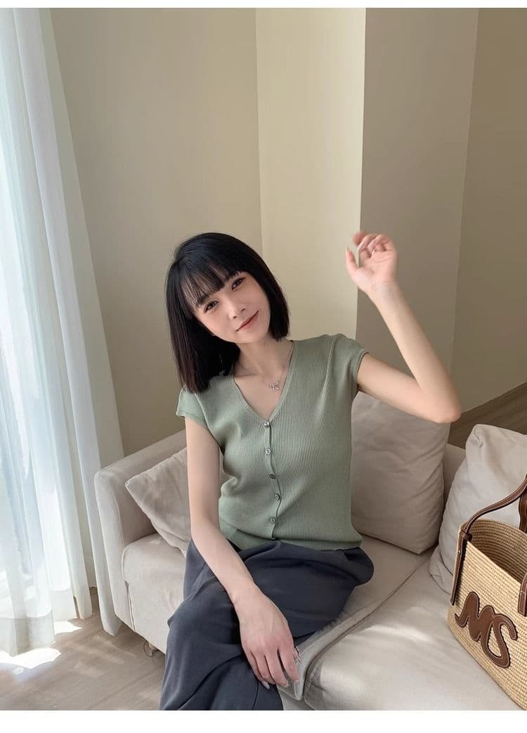 파란색 쇼트 스타일 작은 날다 소매 쇼트 스타일 V넥 다용도 출퇴근 맨위 여성 작은 키 고유 한 Chic 슬림해 보이는 니트 스웨터 상세 이미지 13