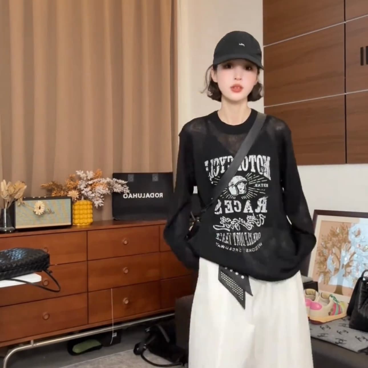 아메리칸 레트로 스타일 알파벳 프린트 자외선 차단 블라우스 여성 봄 여름 루즈핏 슬림해 보이는 다용도 긴팔 니트 맨위 트렌디 상세 이미지 5