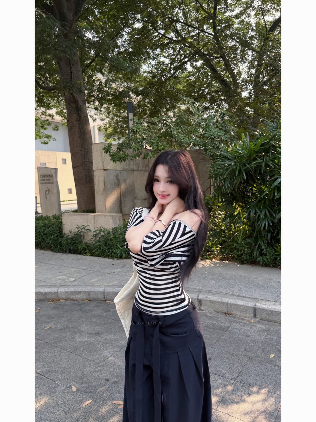 kumikumi 캐주얼 스트라이프 비스듬한 어깨 반팔 티셔츠 여성 여름 상세 이미지 4