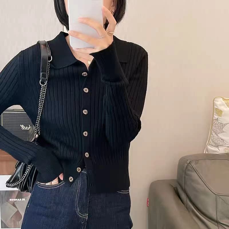 부드러운 찹쌀 POLO 칼라 니트 오픈 가디건 여성 봄 레트로 몸매 가꾸기 슬림해 보이는 싱글 줄 버튼 쇼트 스타일 긴팔 스웨터 상세 이미지 4