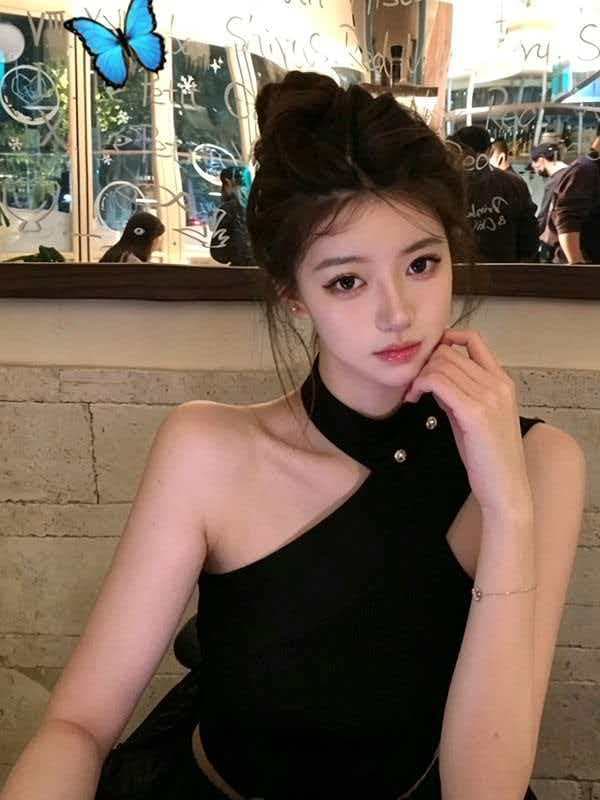 순수한 욕망 바람 섹시함 홀로우 아웃 행침 목 캐미솔 2026 봄 여름 불규칙 디자인 센스 오프숄더 민소매 맨위 상세 이미지 1