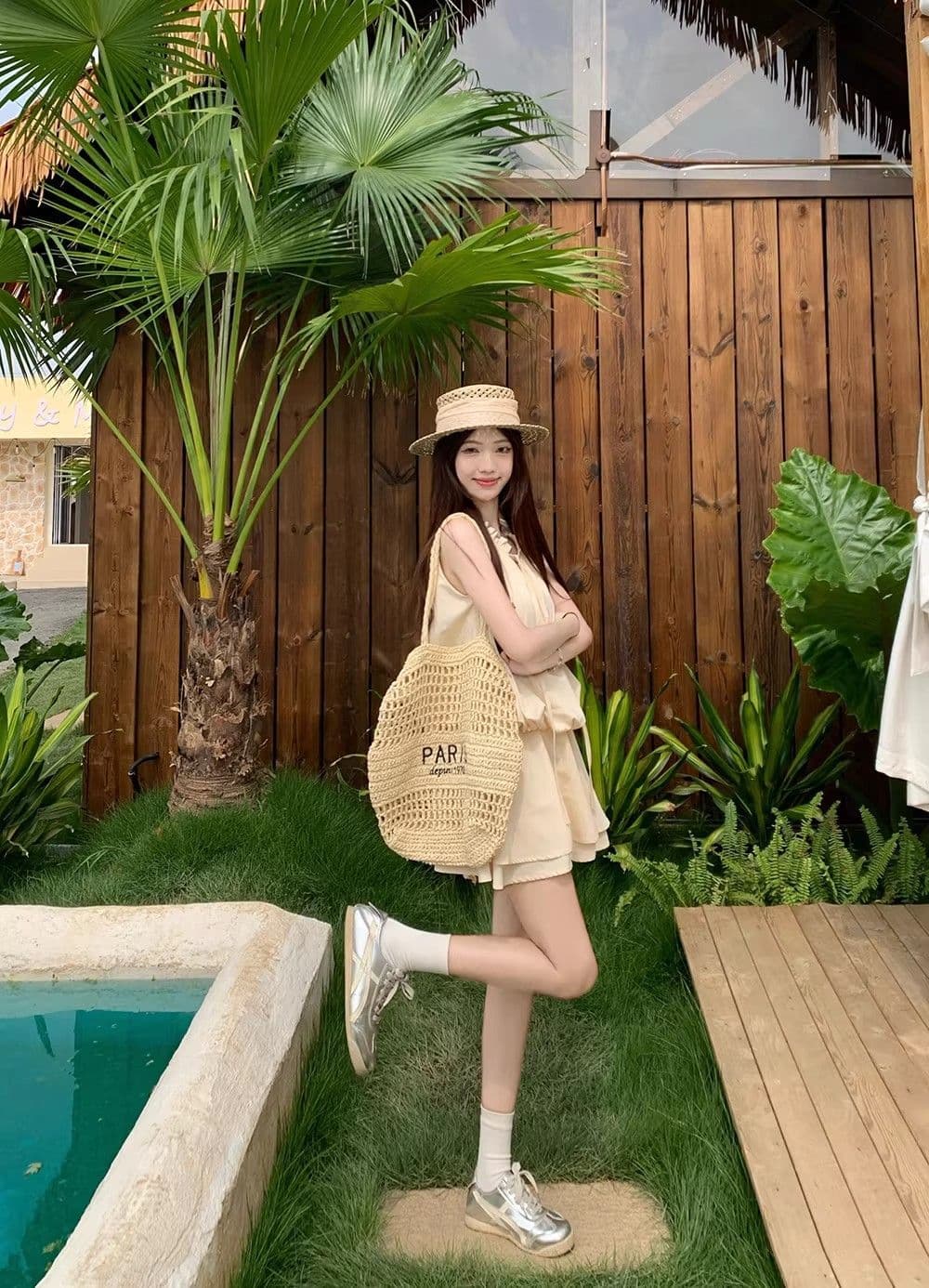 오래된 돈 바람 고급 디자인 소녀 센스 레이스 마이크로 루즈핏 핏 스타일 라운드 넥 민소매 쇼트 스타일 반바지 점프 슈트 치마 세트 상세 이미지 3