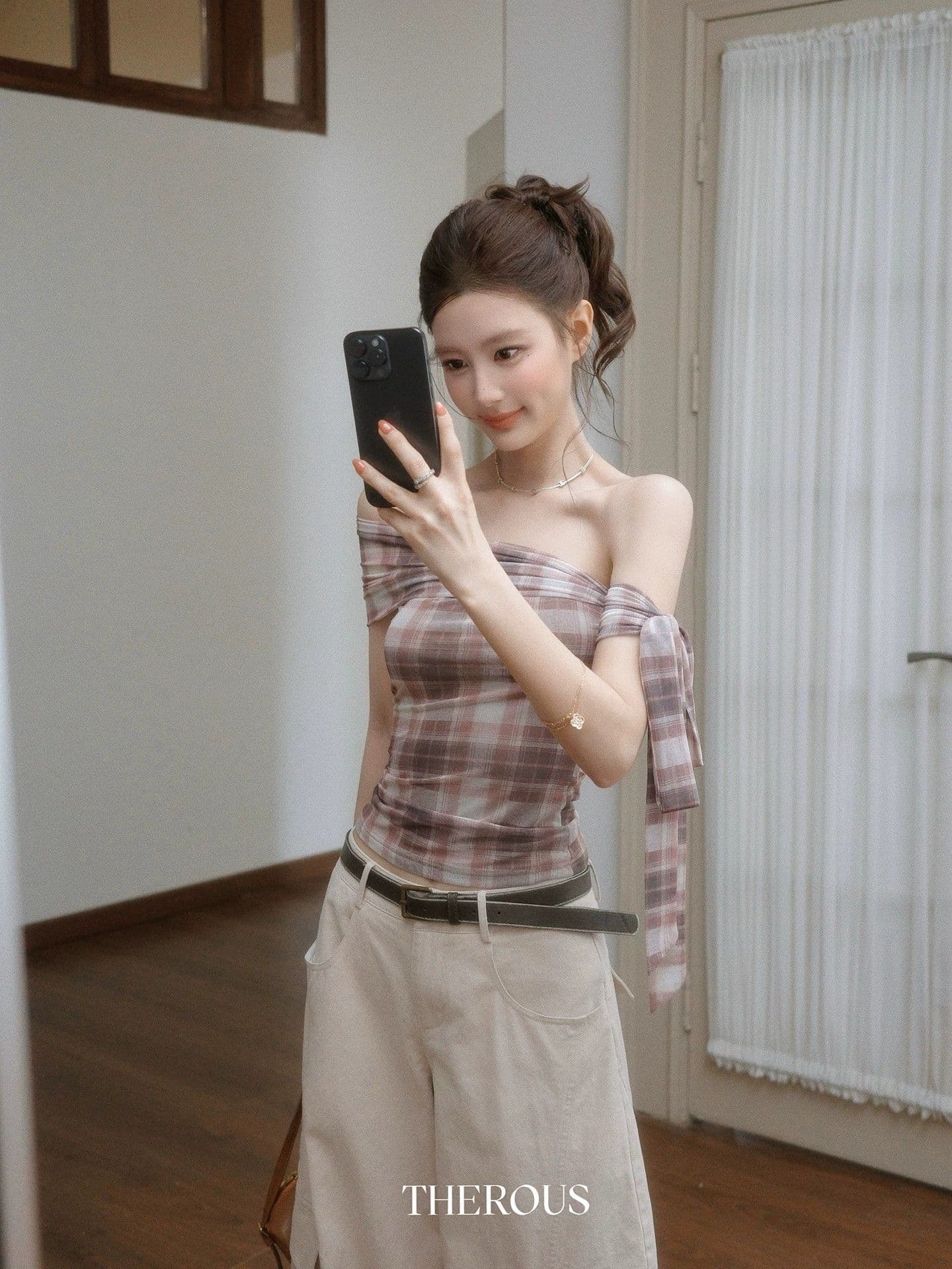 오프숄더 섹시함 가을 어깨 소매 티셔츠 여성 여름 레이스업 펌프 Pleat 몸매 가꾸기 고유 한 아름다운 품격 오프숄더 쇼트 스타일 맨위 상세 이미지 5