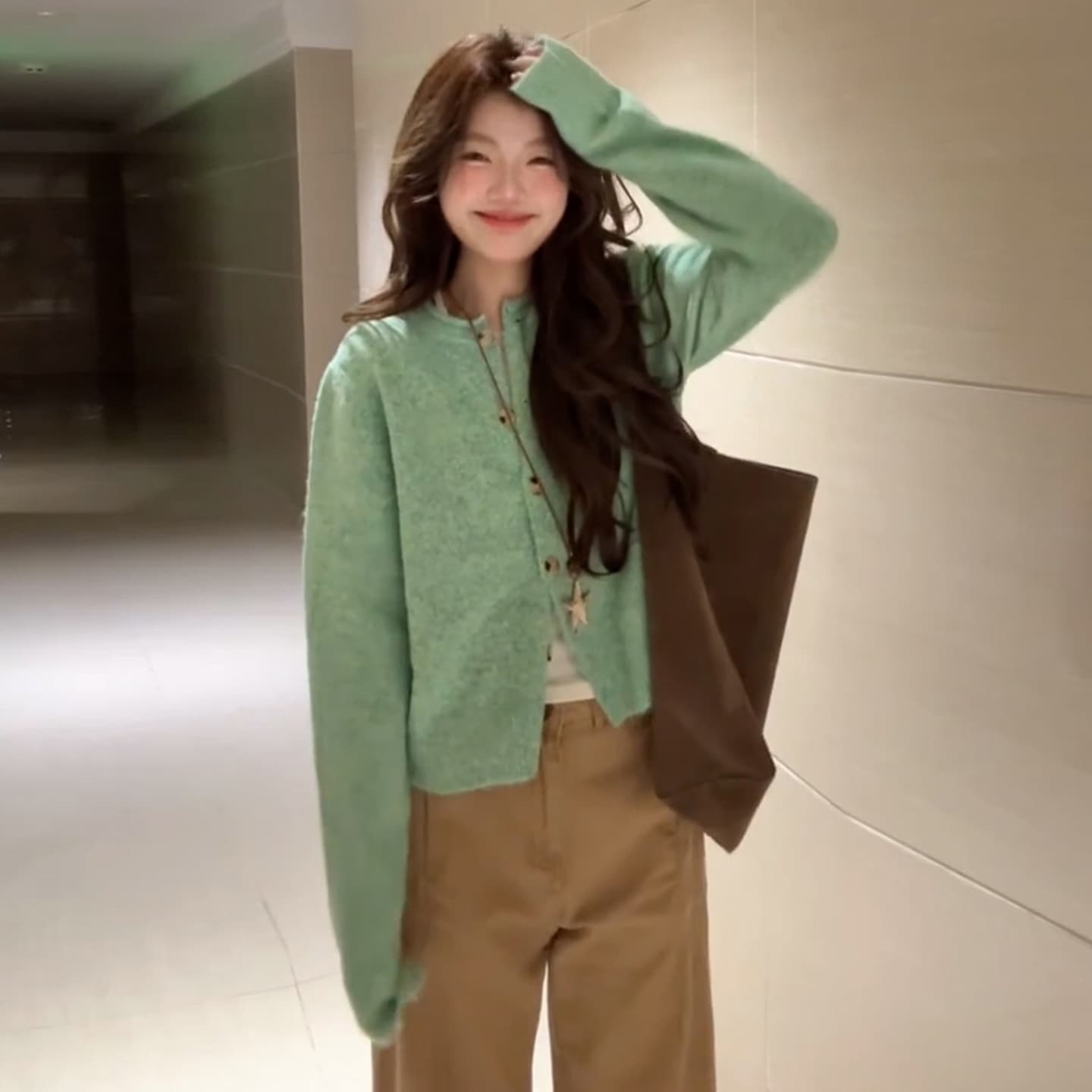 2026 새로운 한 부서 녹색 긴팔 니트 스웨터 맨위 여성 조기 가을 루즈핏 느긋한 바람 스웨터 카디건 코트 이미지 4
