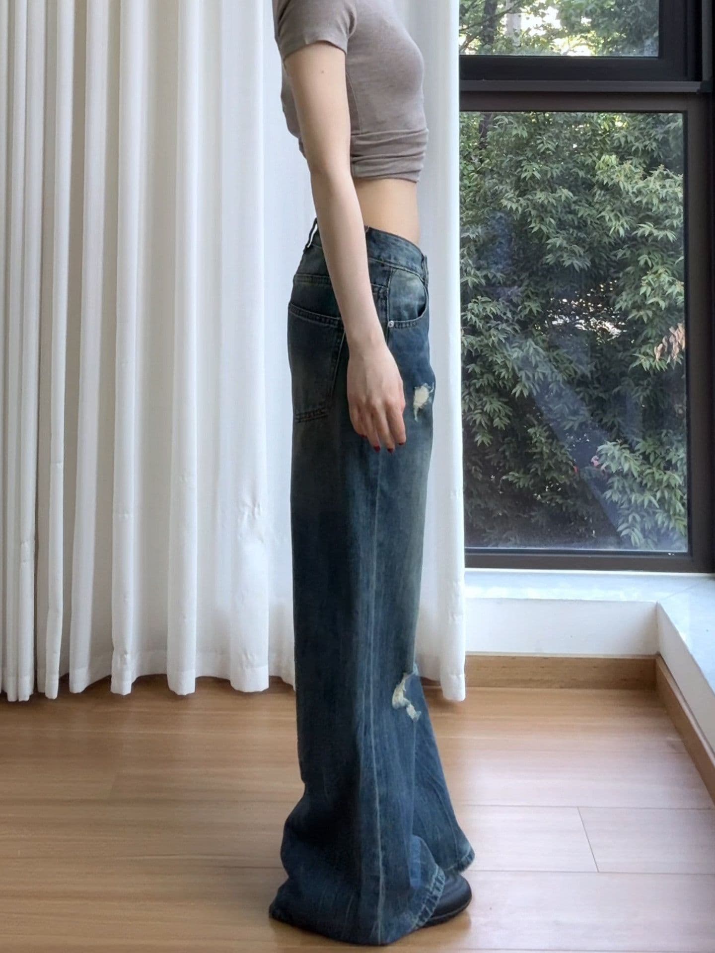 아메리칸 넓은 다리 찢어진 부분 청바지 여성 여름 2026 새로운 하이웨이스트 루즈핏 스트레이트 슬림해 보이는 바닥 청소 벽오동 바지 상세 이미지 9