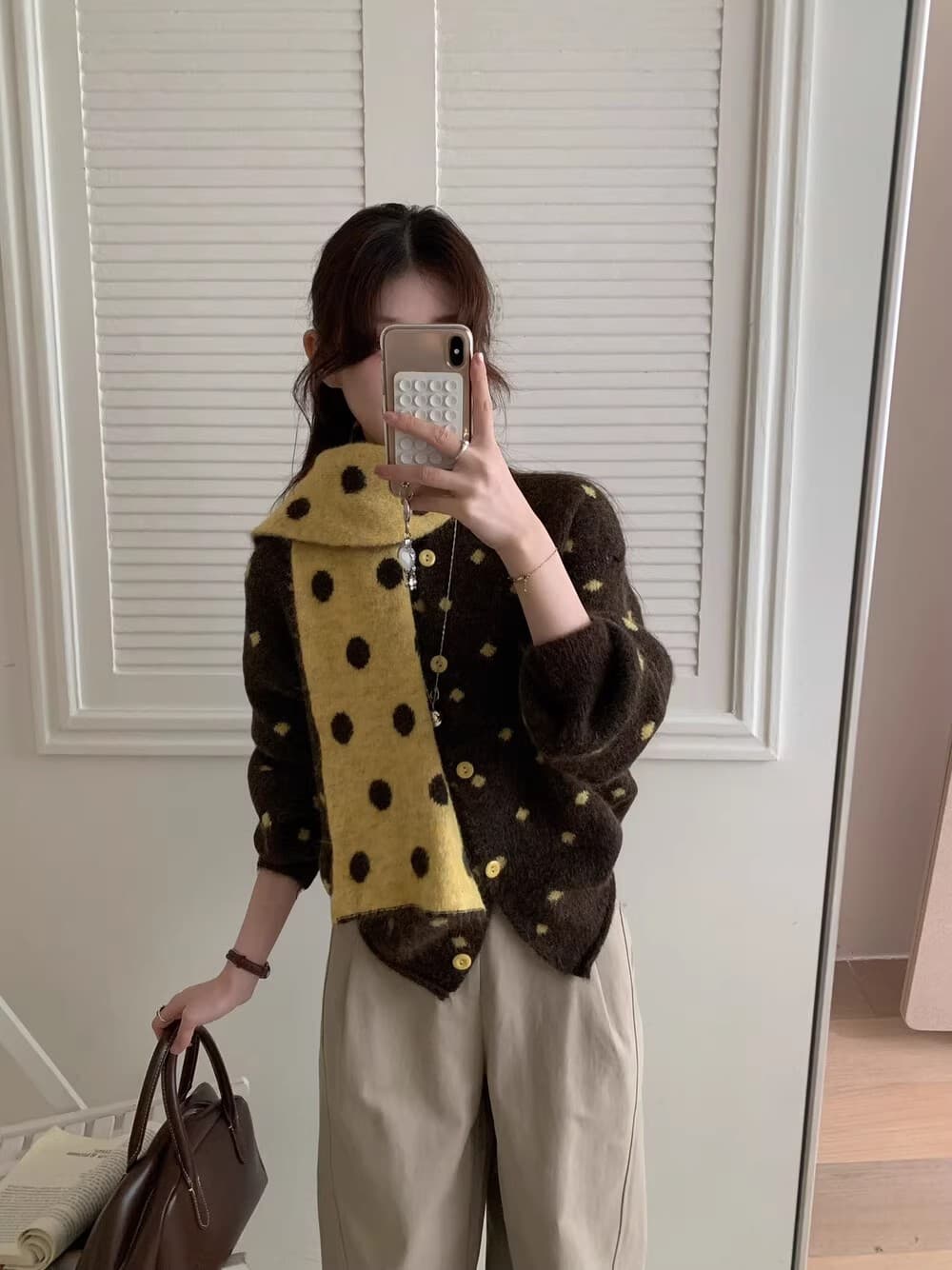 일본과 한국 부서 느긋한 바람 레트로 도트 무늬 스웨터 여성 코트 가을 겨울 백 코디 스카프 니트 오픈 가디건 투피스 슈트 상세 이미지 3