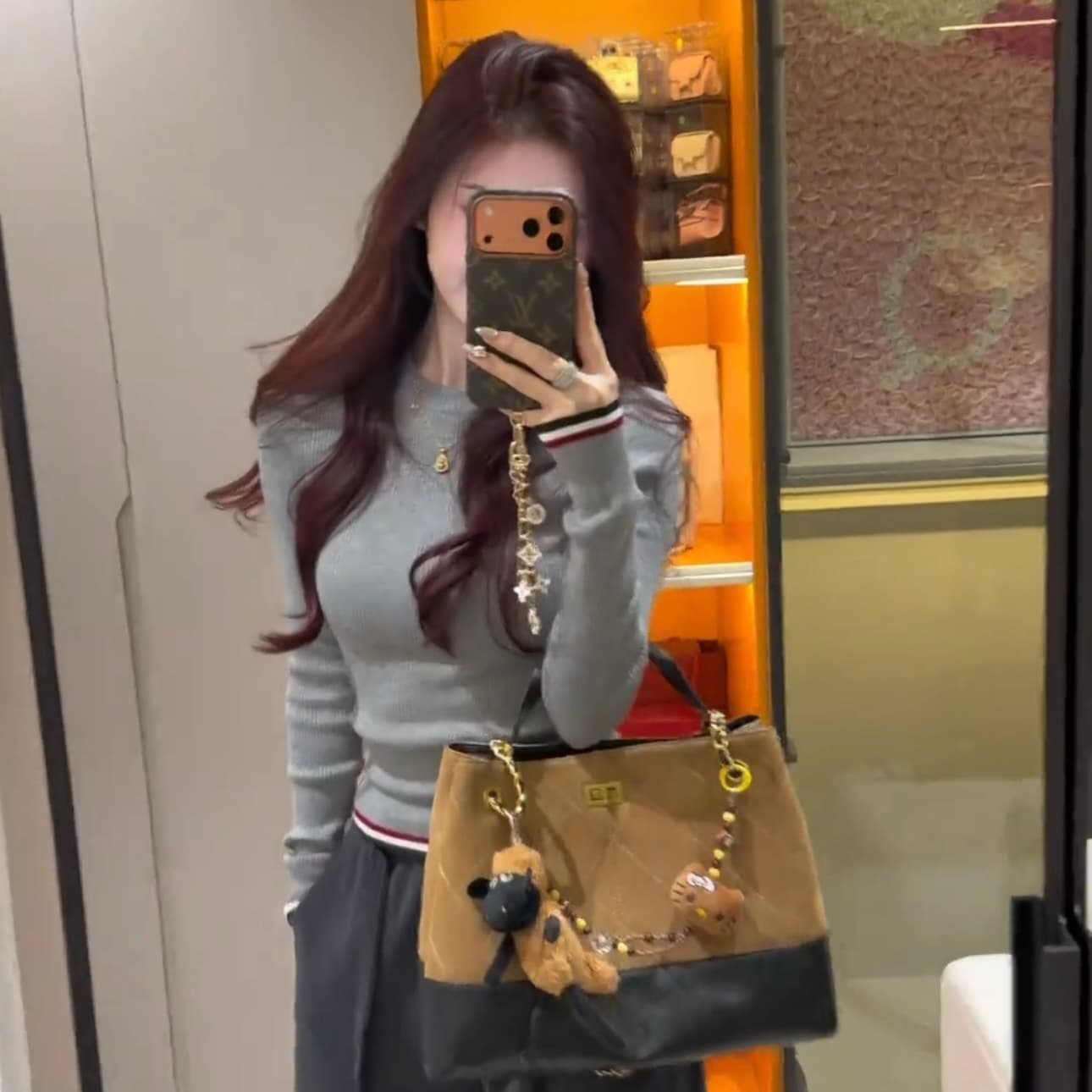 한 부서 품격 배색 패치워크 긴팔 니트 스웨터 여성 가을 겨울 몸매 가꾸기 슬림해 보이는 고급 센스 다용도 기본 셔츠 맨위 이미지 4