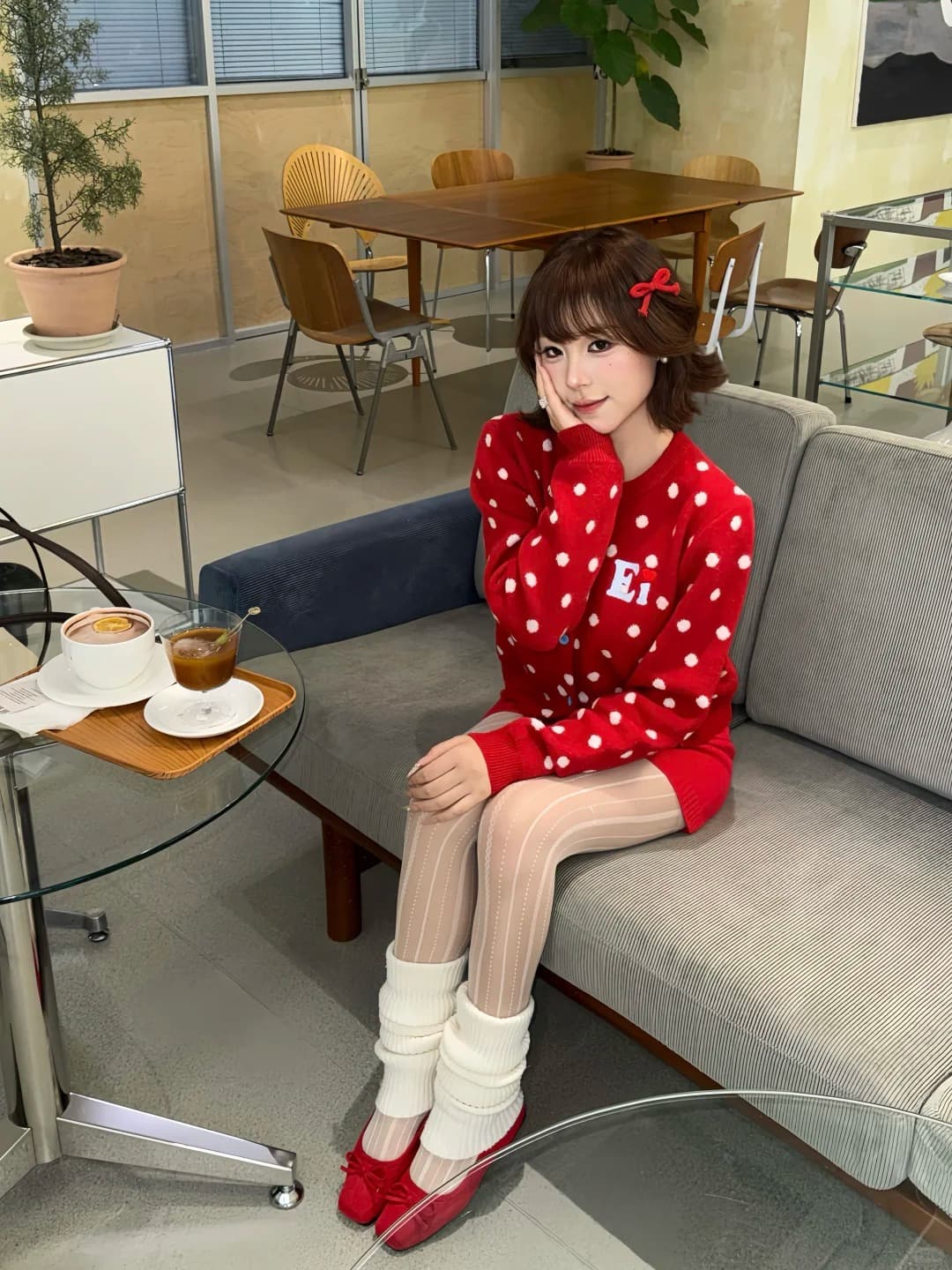 아메리칸 레트로 도트 무늬 오픈 가디건 파란색 스웨터 여성 코트 이른 가을 쇼트 스타일 느긋한 바람 니트 스웨터 맨위 상세 이미지 4