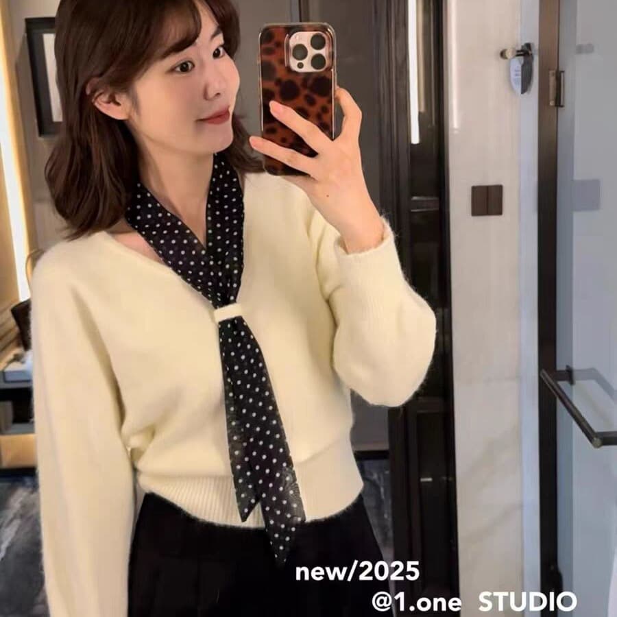프랑스식 레트로 품격 V넥 도트 무늬 스카프 넥타이 풀오버 니트 스웨터 여성 가을 겨울 플러스 두껍고 부드러운 찹쌀 쇼트 스타일 스웨터