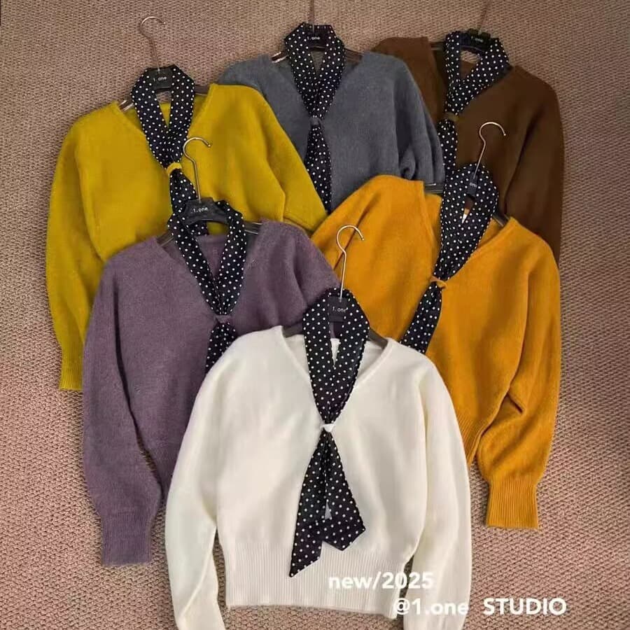 프랑스식 레트로 품격 V넥 도트 무늬 스카프 넥타이 풀오버 니트 스웨터 여성 가을 겨울 플러스 두껍고 부드러운 찹쌀 쇼트 스타일 스웨터 이미지 5