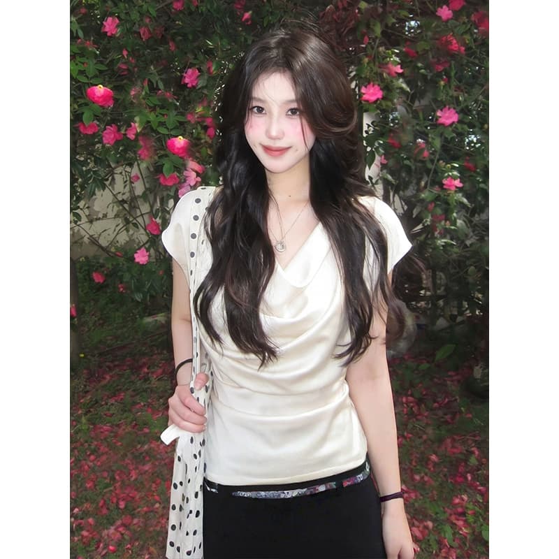 몸매 가꾸기 슬림해 보이는 통기성 흔들다 칼라 디자인 센스 화이트 박쥐 반팔 티셔츠 여성 레저 다용도 외출용 세련된 맨위 이미지 2