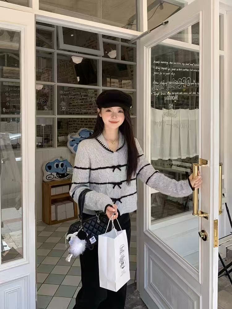 한 부서 스트라이프 회색 맨위 여성 작은 키 가을 겨울 새로운 디자인 센스 나비 매듭 달콤함 패치워크 오픈 가디건 스웨터 상세 이미지 4