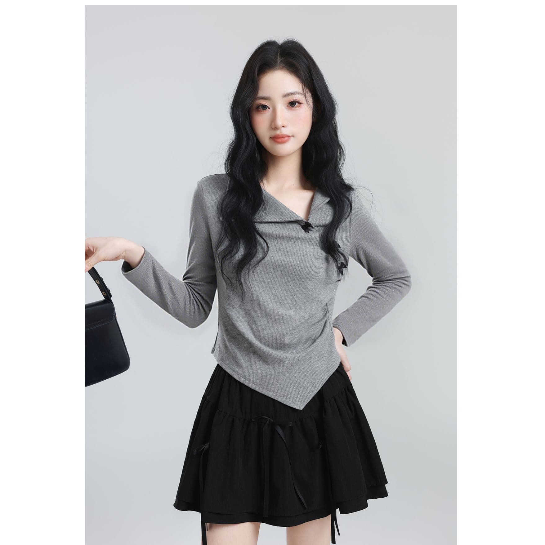 불규칙 회색 긴팔 티셔츠 여성 봄 가을 새로운 비스듬한 칼라 나비 매듭 디자인 센스 맨위 이미지 3