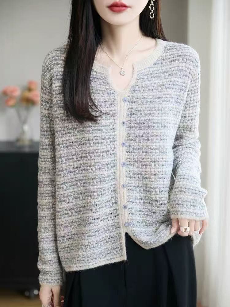 작은 샤넬 스타일 단추 스웨터 여자 이른 가을 새로운 외출용 루즈핏 고급 센스 한 부서 V넥 인사이드 가져 가라. 기본 셔츠 상세 이미지 4