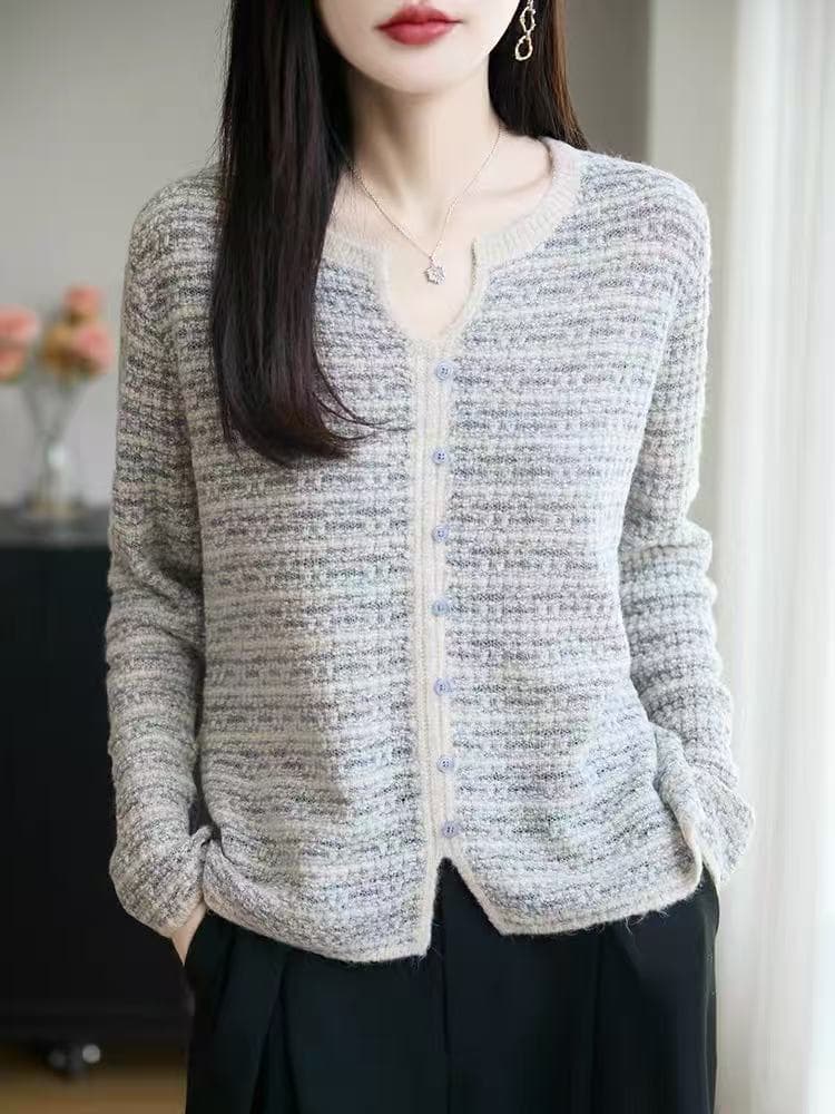 작은 샤넬 스타일 단추 스웨터 여자 이른 가을 새로운 외출용 루즈핏 고급 센스 한 부서 V넥 인사이드 가져 가라. 기본 셔츠 상세 이미지 6
