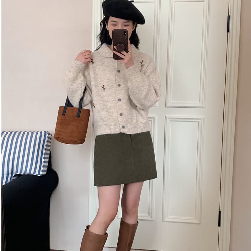 부드러운 바람 한 부서 달콤함 레트로 자수 양모 니트 부드러운 찹쌀 카디건 코트 상세 이미지 3