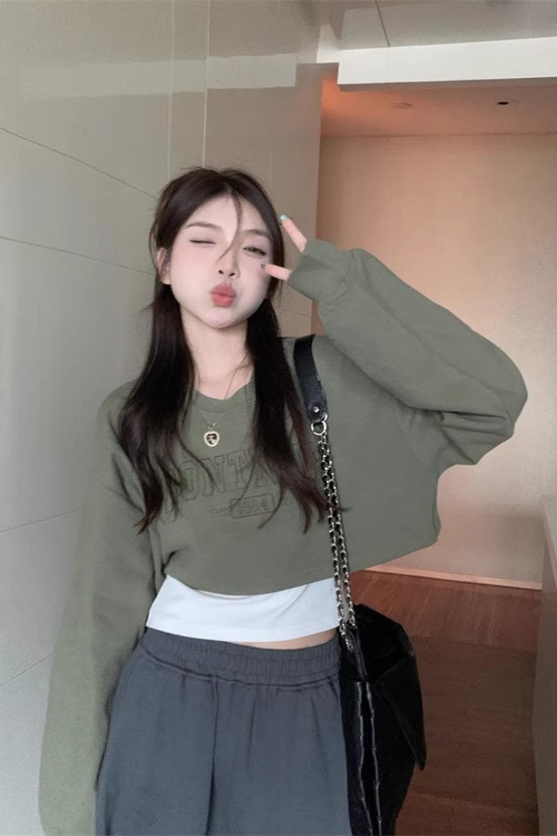 학원 루즈핏 새로운 쇼트 스타일 패션 스택 착용 세트 긴팔 후드티 여성 가을 인사이드 가져 가라. 캐미솔 투피스 세트 이미지 3
