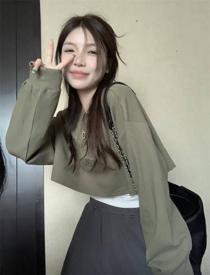 학원 루즈핏 새로운 쇼트 스타일 패션 스택 착용 세트 긴팔 후드티 여성 가을 인사이드 가져 가라. 캐미솔 투피스 세트 상세 이미지 7
