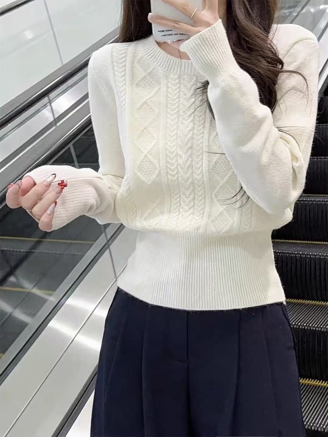 한 부서 익스트림 제인 바람 라운드 넥 꽈배기 니트 스웨터 여자 가을 겨울 허리 수축 슬림해 보이는 다용도 인사이드 가져 가라. 기본 셔츠 짧은 맨위