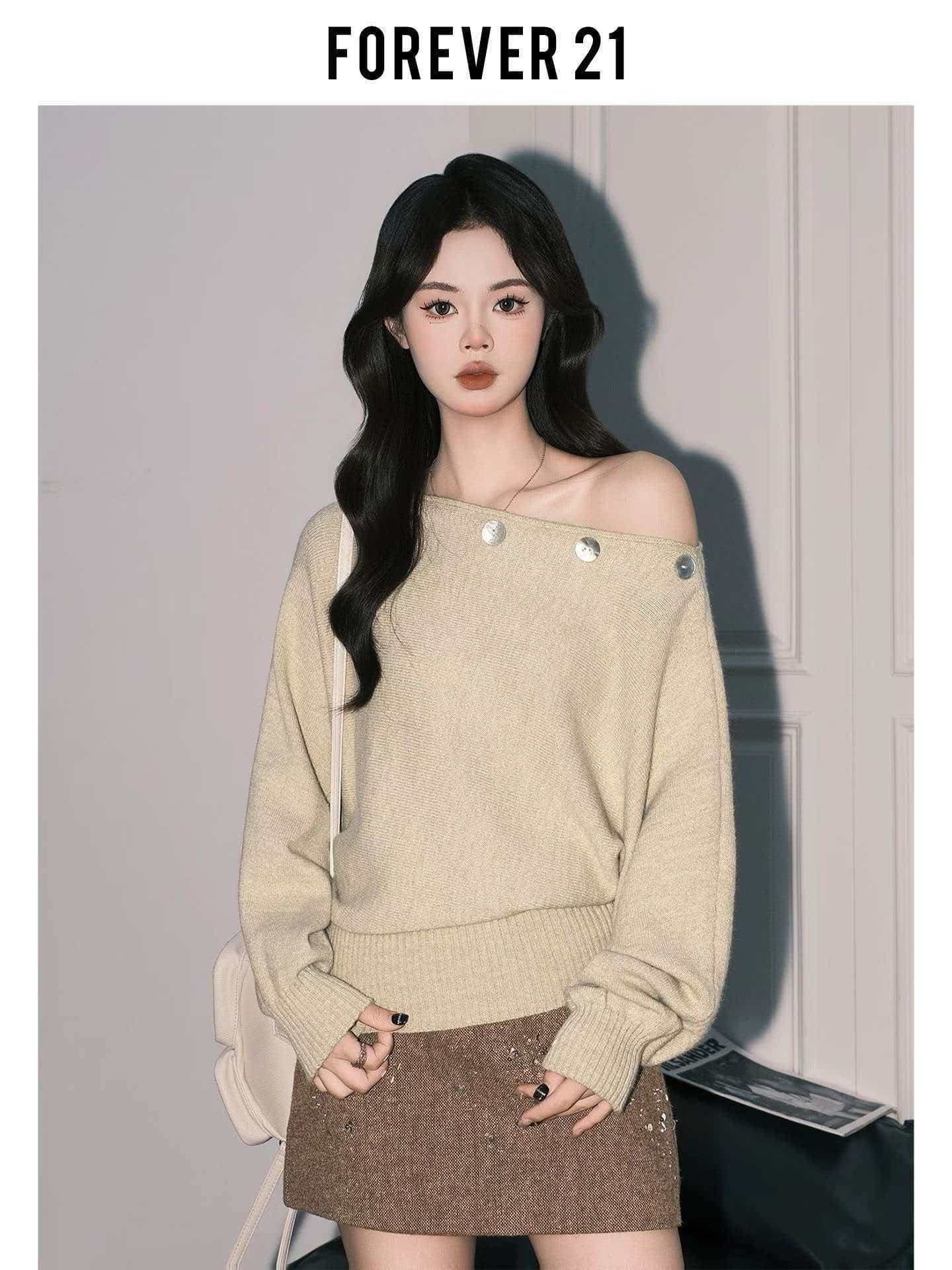 작은 셔츠 고급 센스 보트넥 오프숄더 가을 느긋한 바람 비스듬한 어깨 니트 스웨터 작은 셔츠 상세 이미지 4