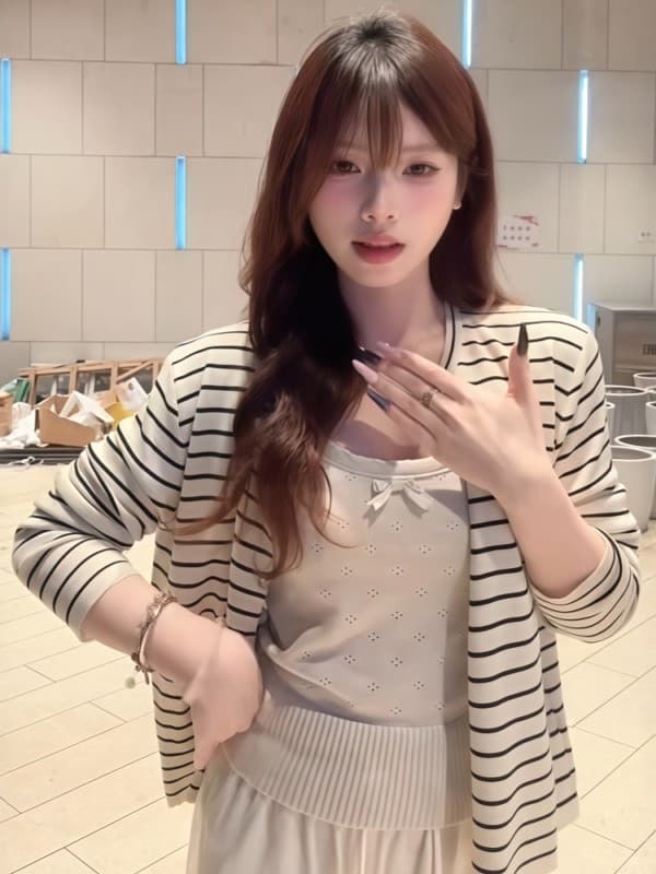 순수한 욕망 흑백 줄무늬 얇은 스타일 니트 오픈 가디건 통기성 자외선 차단 긴팔 부드러운 다용도 슬림해 보이는 작은 외투 여성 이른 가을 상세 이미지 2