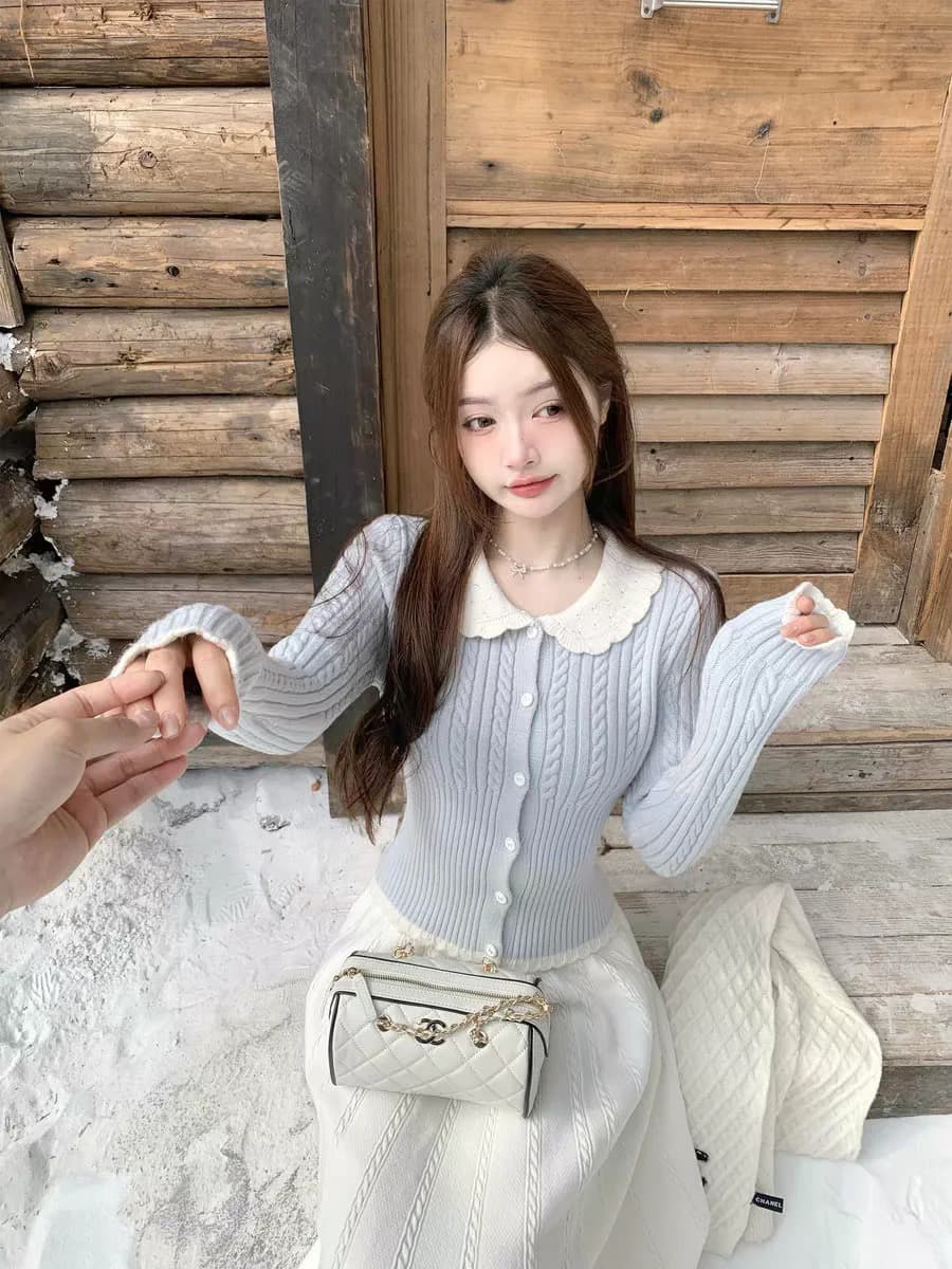천 골드 소녀 센스 베이비 칼라 긴팔 몸매 가꾸기 예쁜 스웨터 봄 2026 새로운 상세 이미지 2