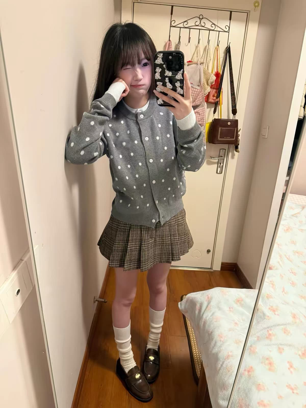 한 부서 레트로 도트 무늬 배색 페이크 레이어드 니트 오픈 가디건 스웨터 여자 봄 가을 디자인 센스 다용도 긴팔 맨위 상세 이미지 4