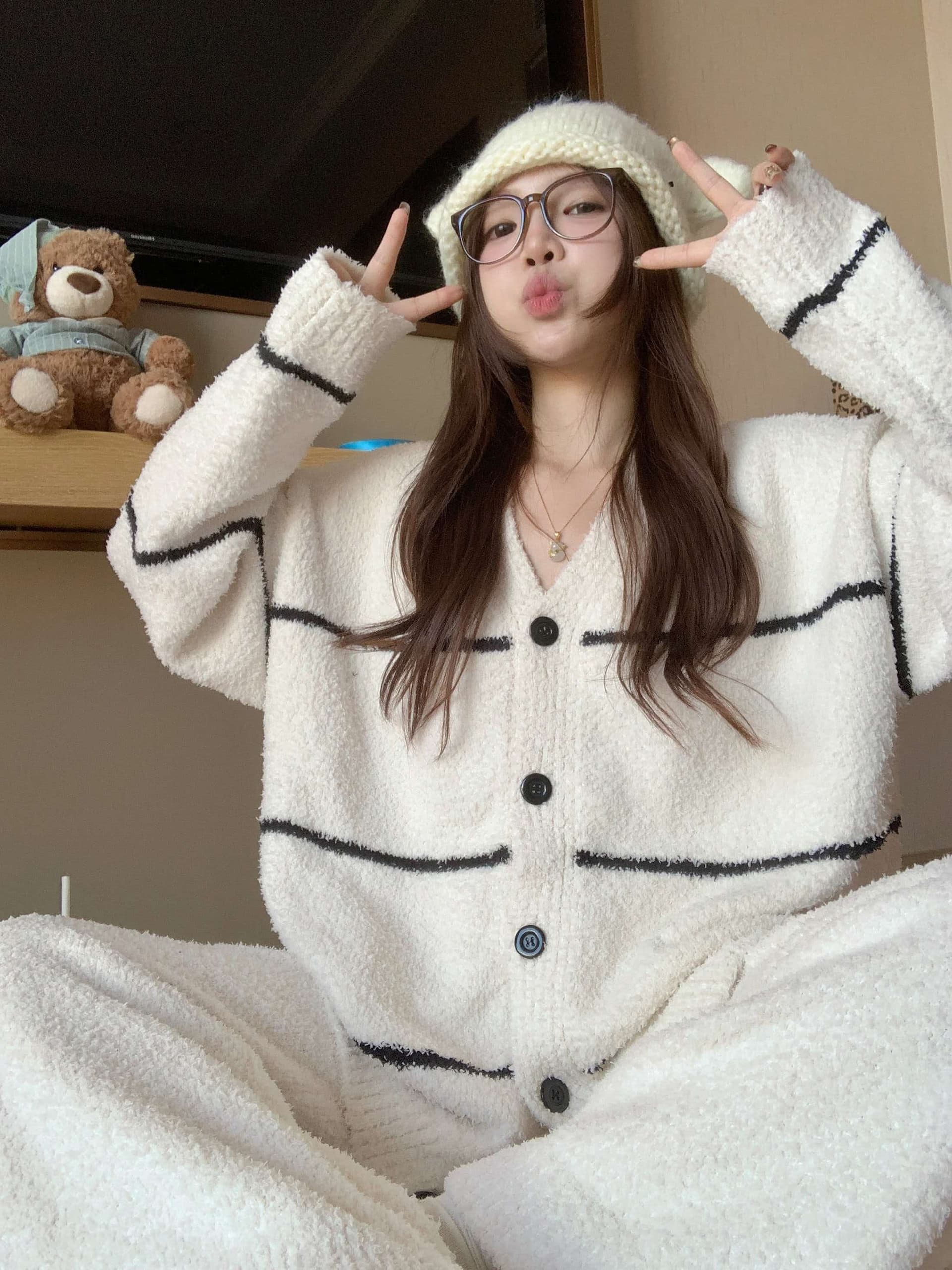 프랑스식 느긋한 바람 레트로 스트라이프 스웨터 여성 코트 가을 겨울 루즈핏 외출용 작은 대중 니트 오픈 가디건 세트 이미지 2