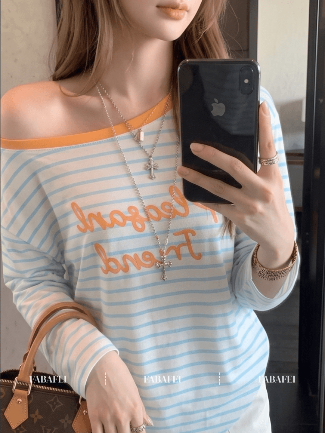 느긋한 바람 비스듬한 어깨 스트라이프 긴팔 티셔츠 알파벳 자수 루즈핏 슬림해 보이는 맨위 가을 상세 이미지 9