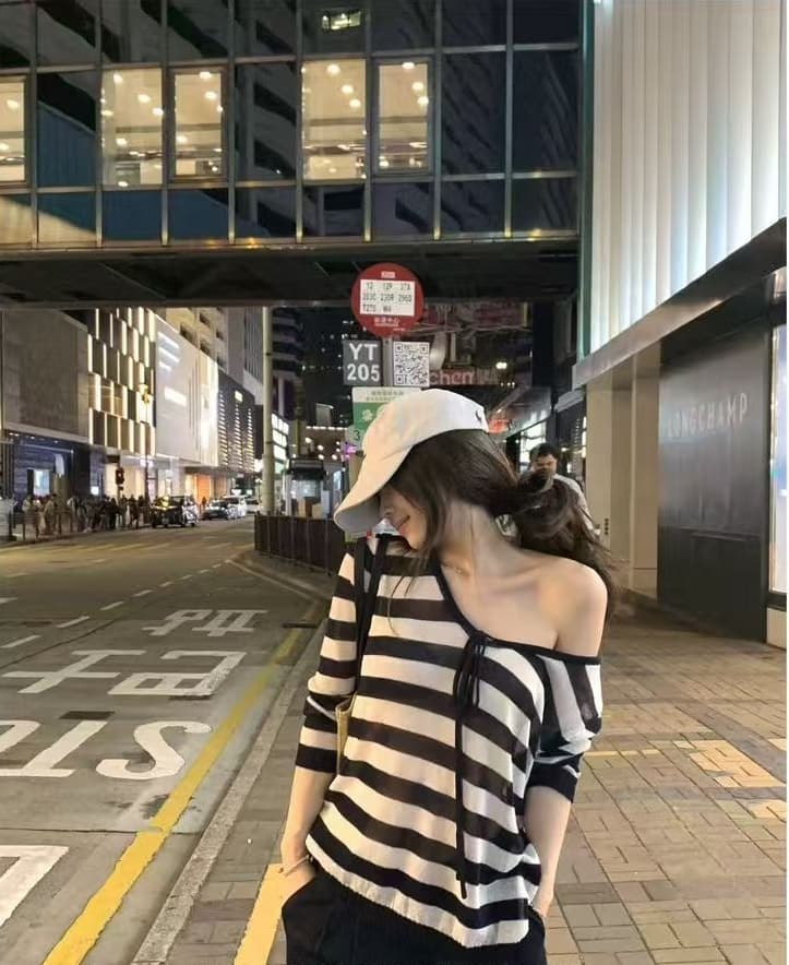 느긋한 바람 스트라이프 니트 스웨터 여성 루즈핏 캐주얼 이른 가을 V넥 레이스업 블라우스 스웨터 맨위 이미지 4