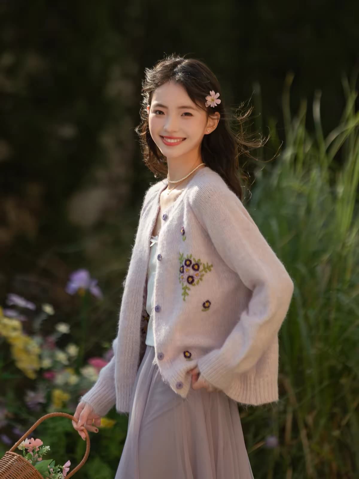 2026 새로운 달콤함 보라색 니트 오픈 가디건 맨위 여성 봄 드레스 한 부서 느긋한 바람 자수 자카드 스웨터 코트 상세 이미지 3
