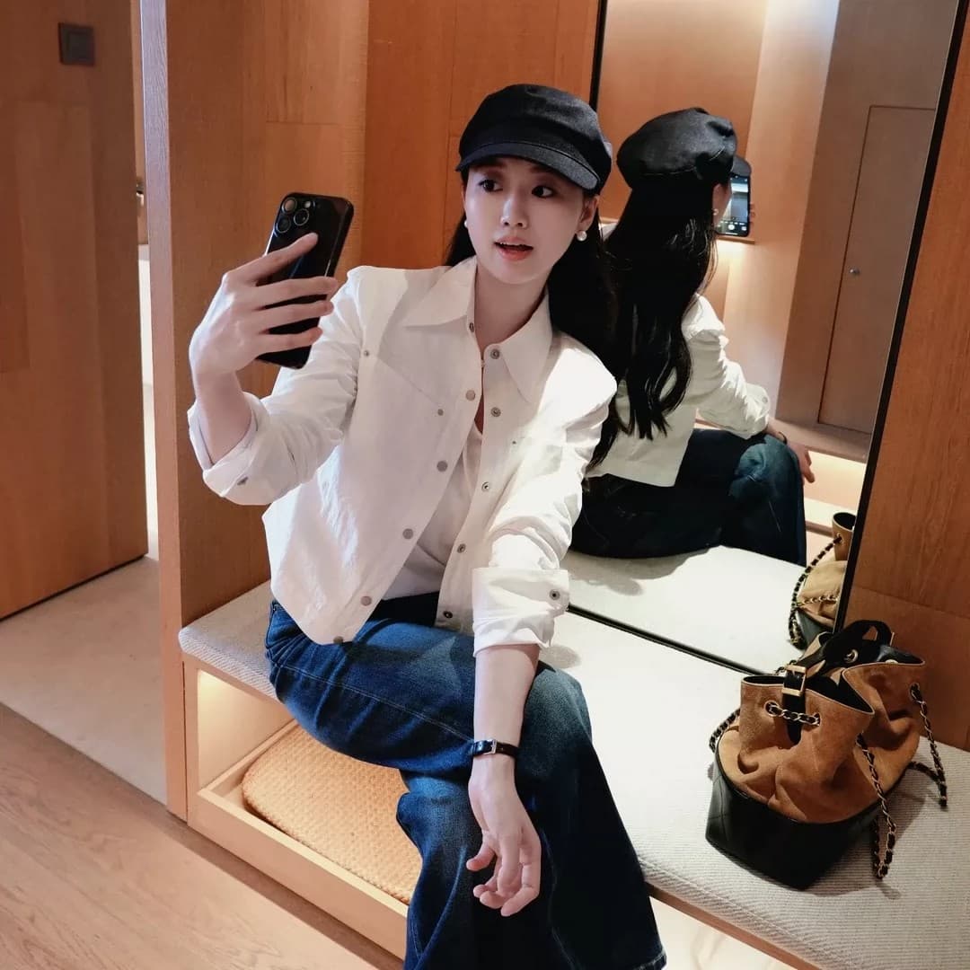 2026 섹션 새로운 화이트 쇼트 스타일 프로필 모양 긍정적 인 어깨 워크웨어 데님 여성 코트 봄 여름 자외선 차단 디자인 센스 쇼트 스타일 맨위 이미지 5