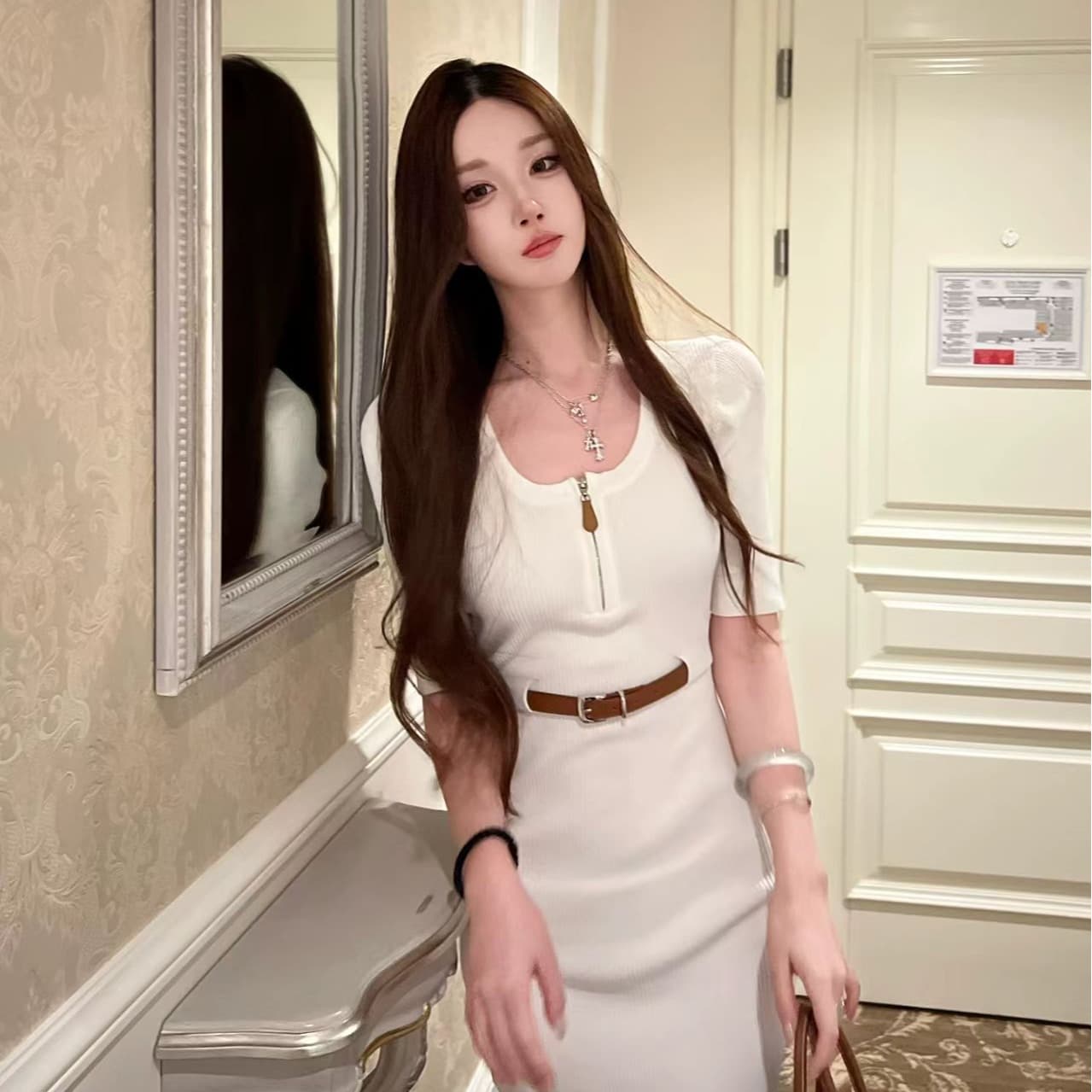 프랑스식 디자인 새로운 핫걸 명문 여성 바람 니트 여성 드레스 벨트 허리 수축 여성 고급 센스 니트 상세 이미지 5