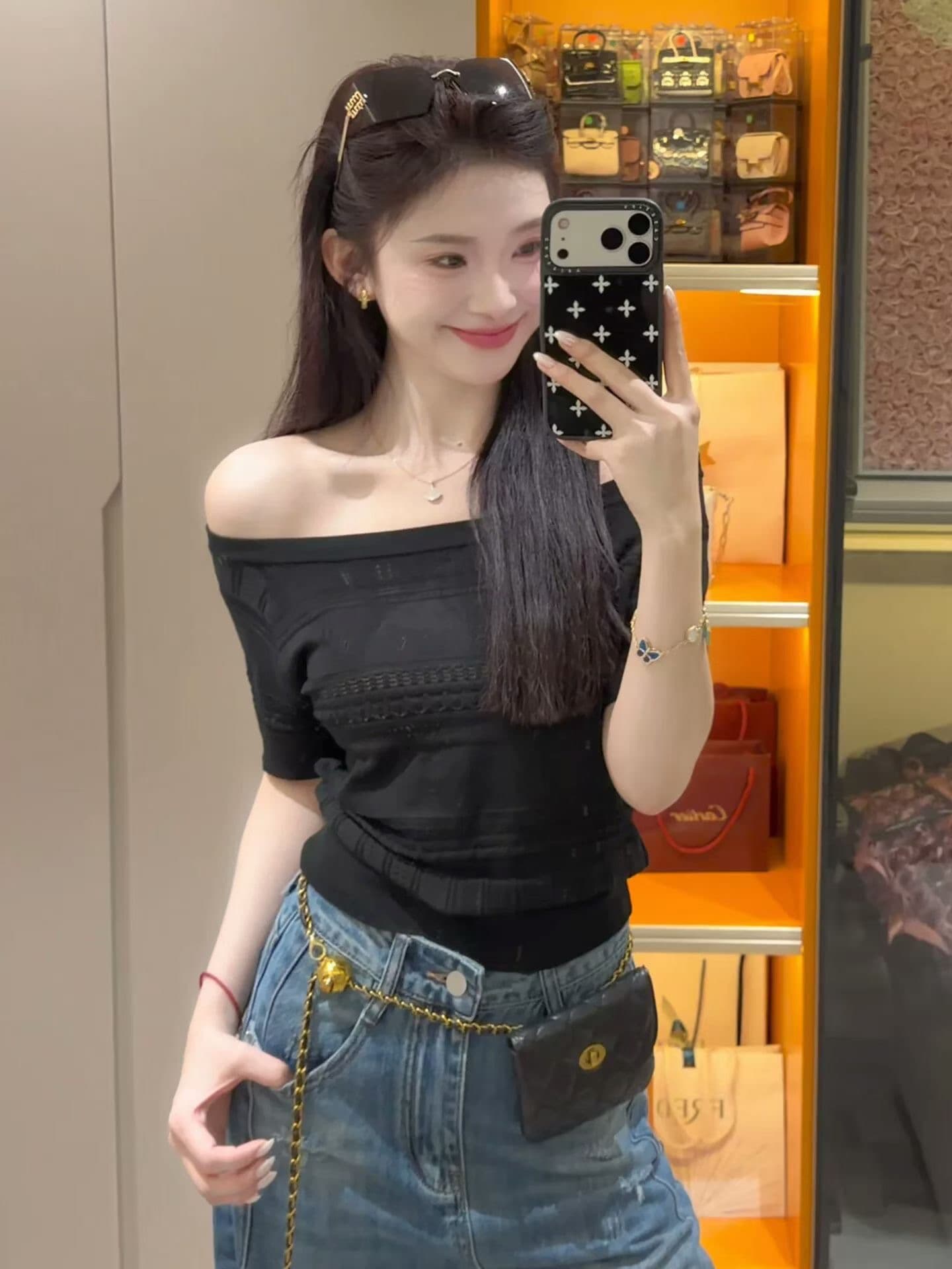 yy 트렌드 직접 만든 한 부서 부드러운 바람 홀로우 아웃 자수 비스듬한 어깨 반팔 니트 스웨터 이른 봄 허리 수축 슬림해 보이는 맨위 상세 이미지 2