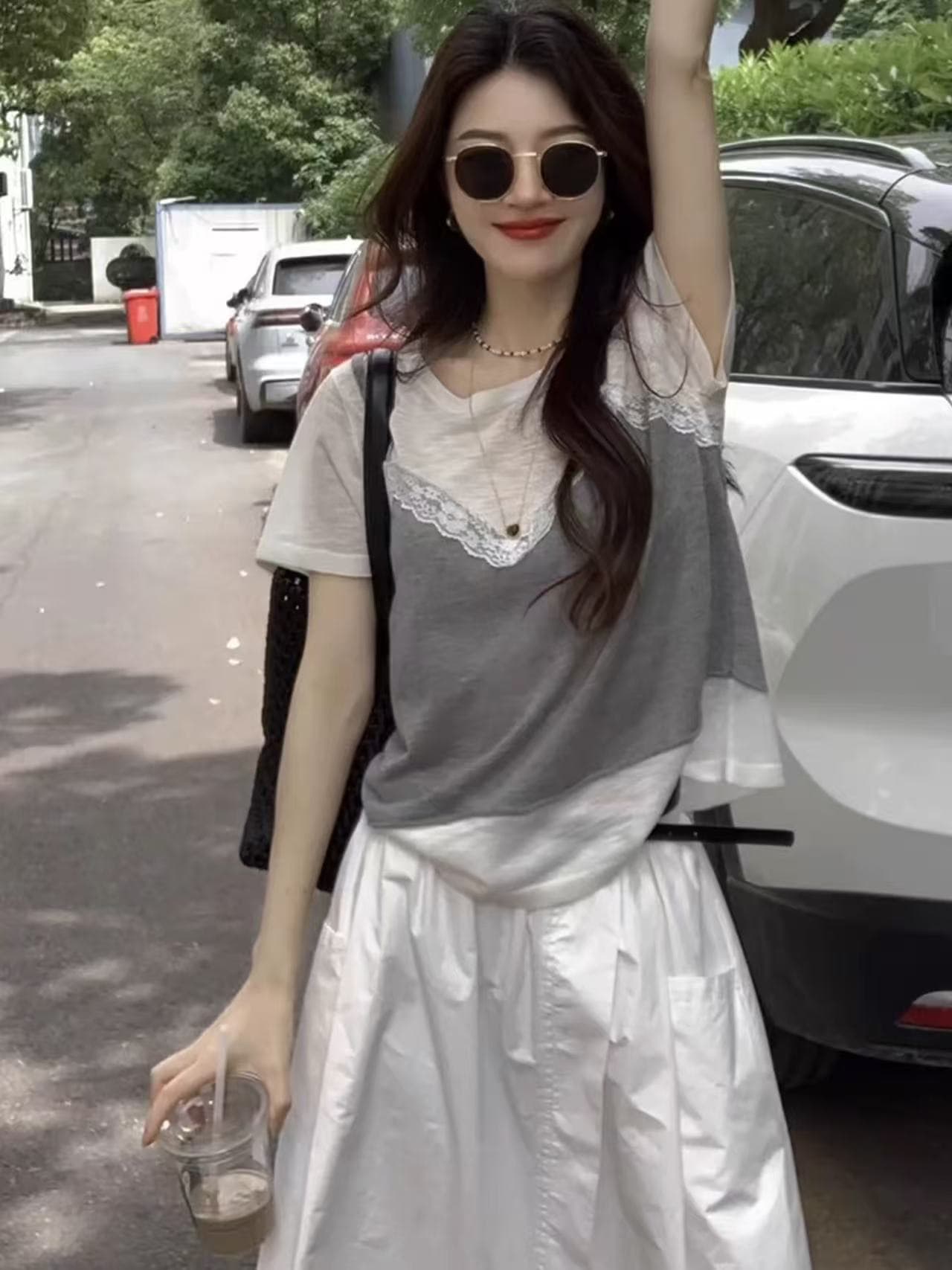 회색 얼음 실크 레이스 조각 페이크 레이어드 반팔 티셔츠 여성 여름 얇은 스타일 작은 키 긍정적 인 어깨 쇼트 스타일 맨위 상세 이미지 3