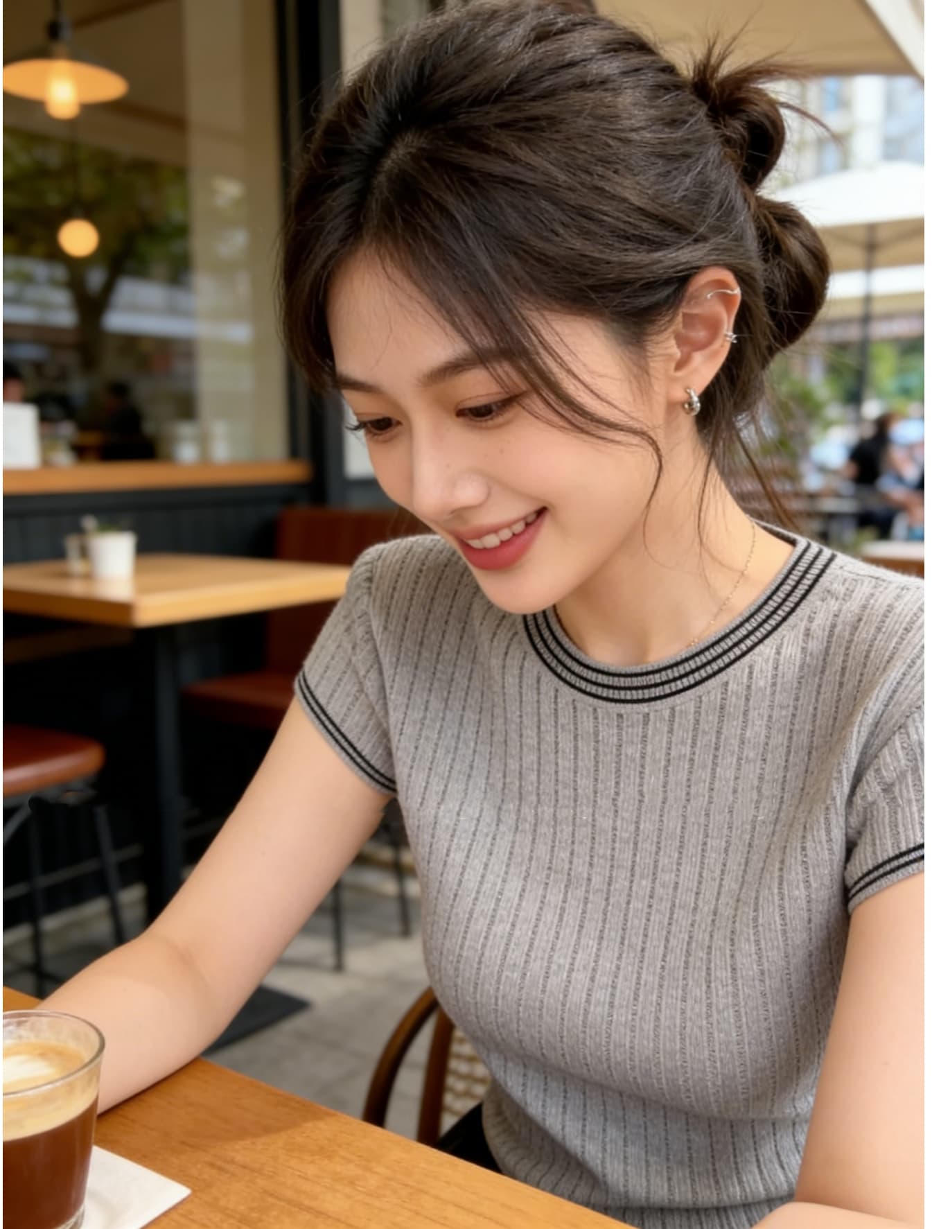 여름 출퇴근 몸매 가꾸기 라운드 넥 배색 스트라이프 반팔 니트 스웨터 여성 회색 디자인 센스 패션 미니멀리즘 맨위 여성 상세 이미지 6