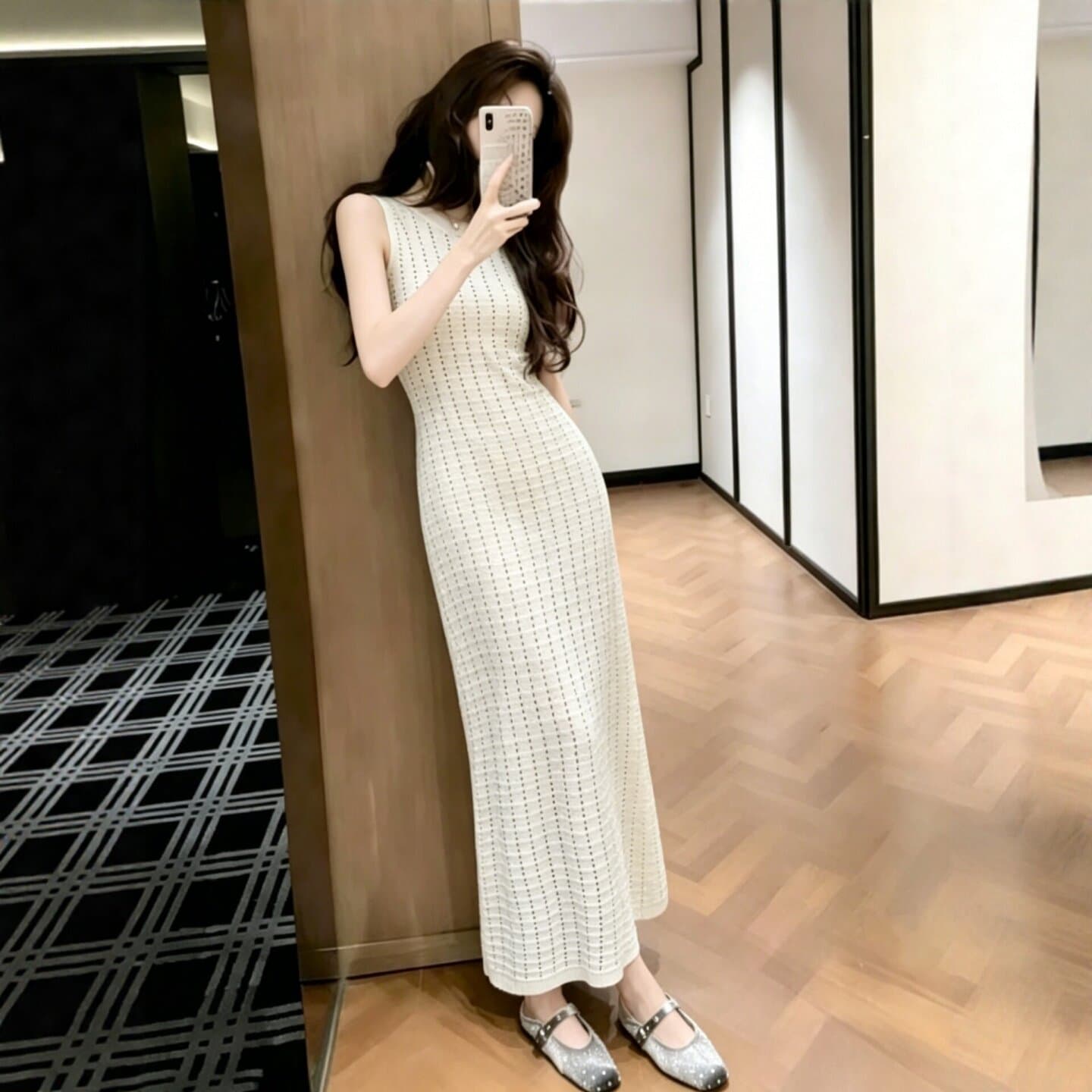 한국 품격 숙녀 부드러운 작은 샤넬 스타일 홀로우 아웃 조끼 얼음 실크 드레스 프랑스식 유럽과 미국 ol 고급 센스 롱 스커트 이미지 2