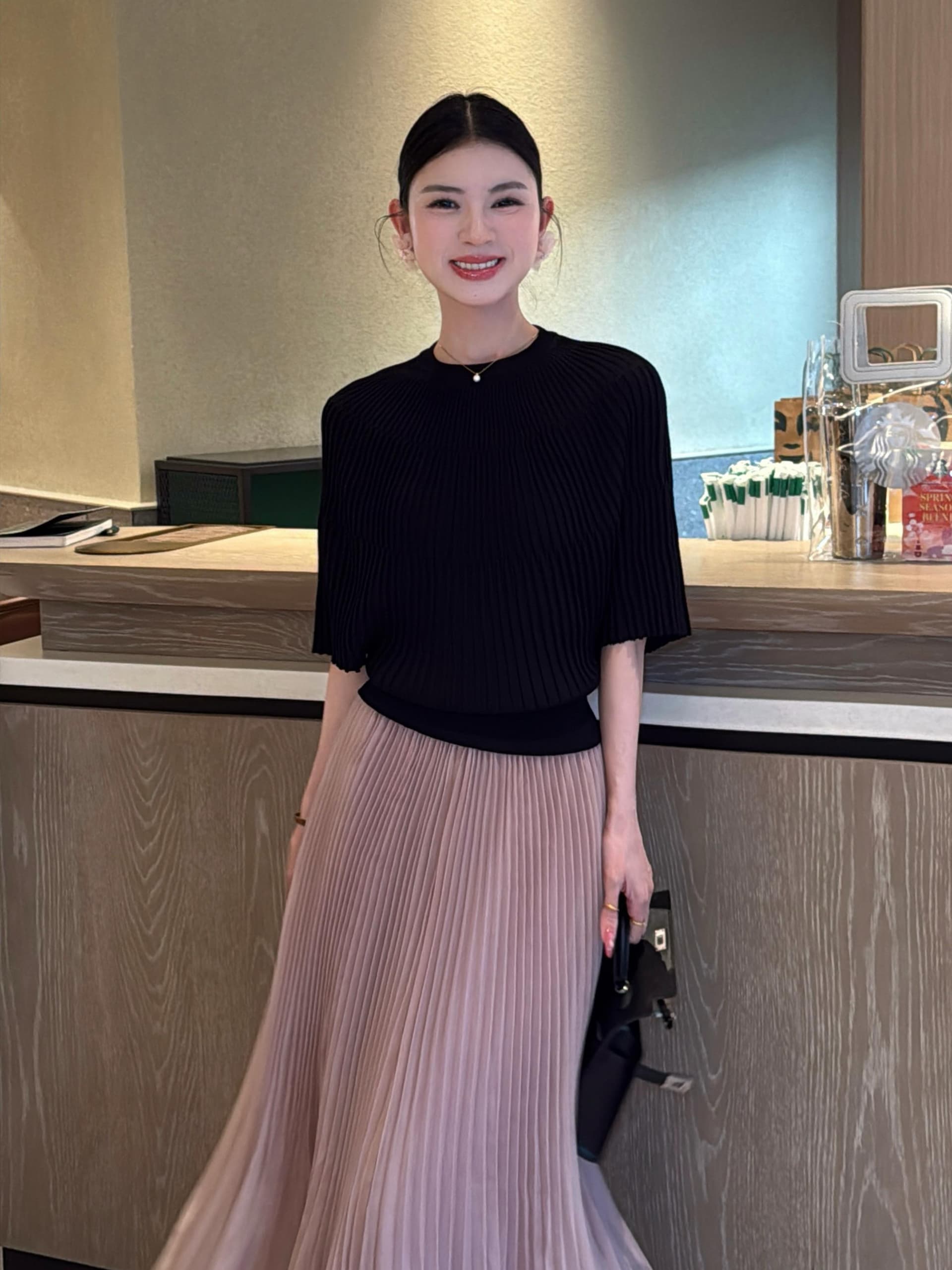 있음 도착 리 후이 하나 여름 고급 한 부서 품격 패션 슬림해 보이는 표지 고기 플리츠 단색 얼음 센스 맨위 상세 이미지 6