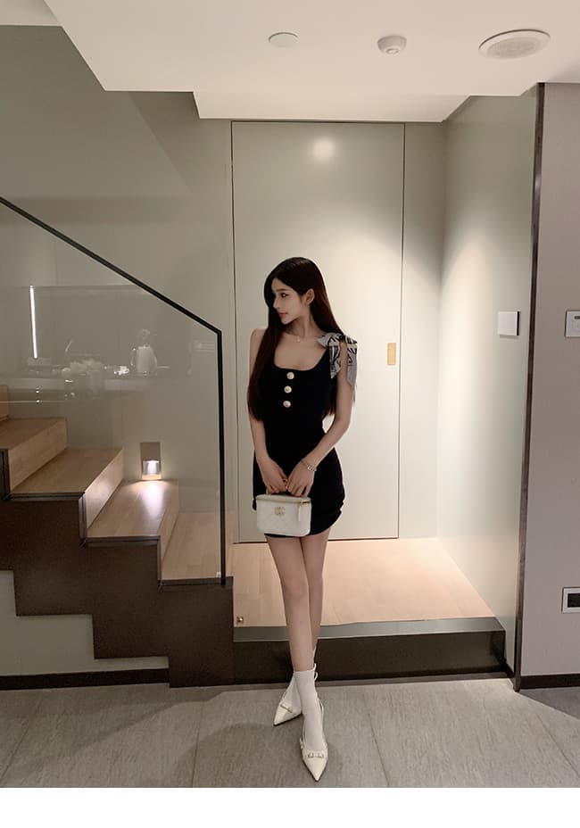 슬립 여성 드레스 몸매 가꾸기 슬림해 보이는 작은 샤넬 스타일 품격 타이트 스커트 여름 순수한 욕망 민소매 니트 미니 스커트 상세 이미지 18