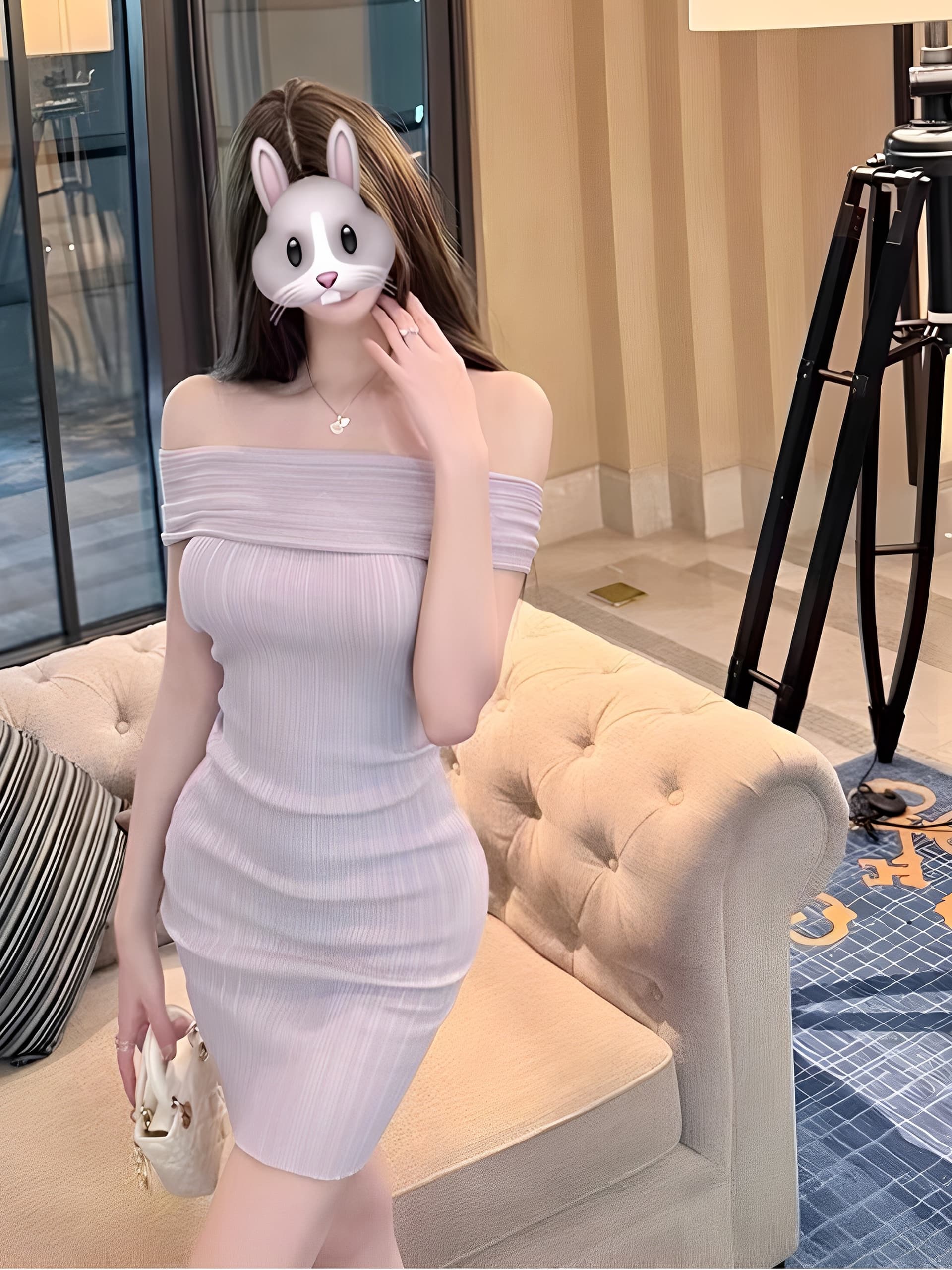작은 샤넬 스타일 여름 새로운 기타 착용 법 니트 여성 드레스 디자인 센스 오프숄더 몸매 가꾸기 품격 타이트 스커트 미니 스커트 이미지 4
