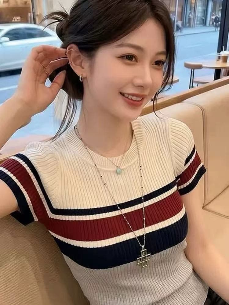 고풍 배색 스트라이프 반팔 니트 스웨터 여성 여름 몸매 가꾸기 슬림해 보이는 라운드 넥 다용도 만나는 티셔츠 맨위