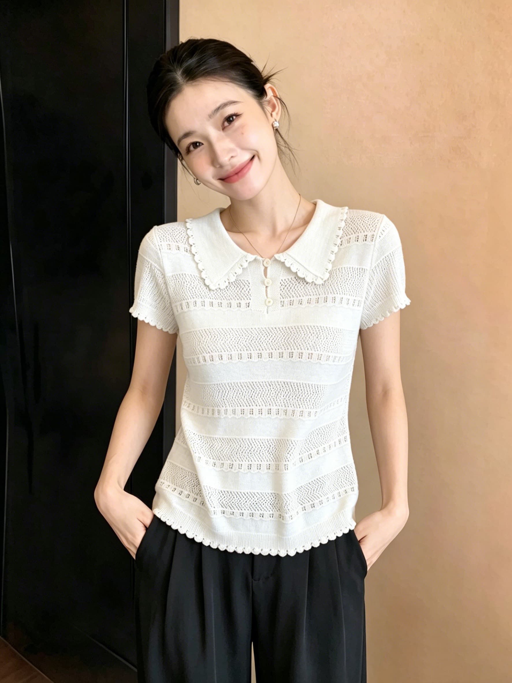 2026 여름 새로운 빛 럭셔리 바람 화이트 홀로우 아웃 레이스 POLO 칼라 반팔 니트 스웨터 여성 티셔츠 연령 감소 맨위