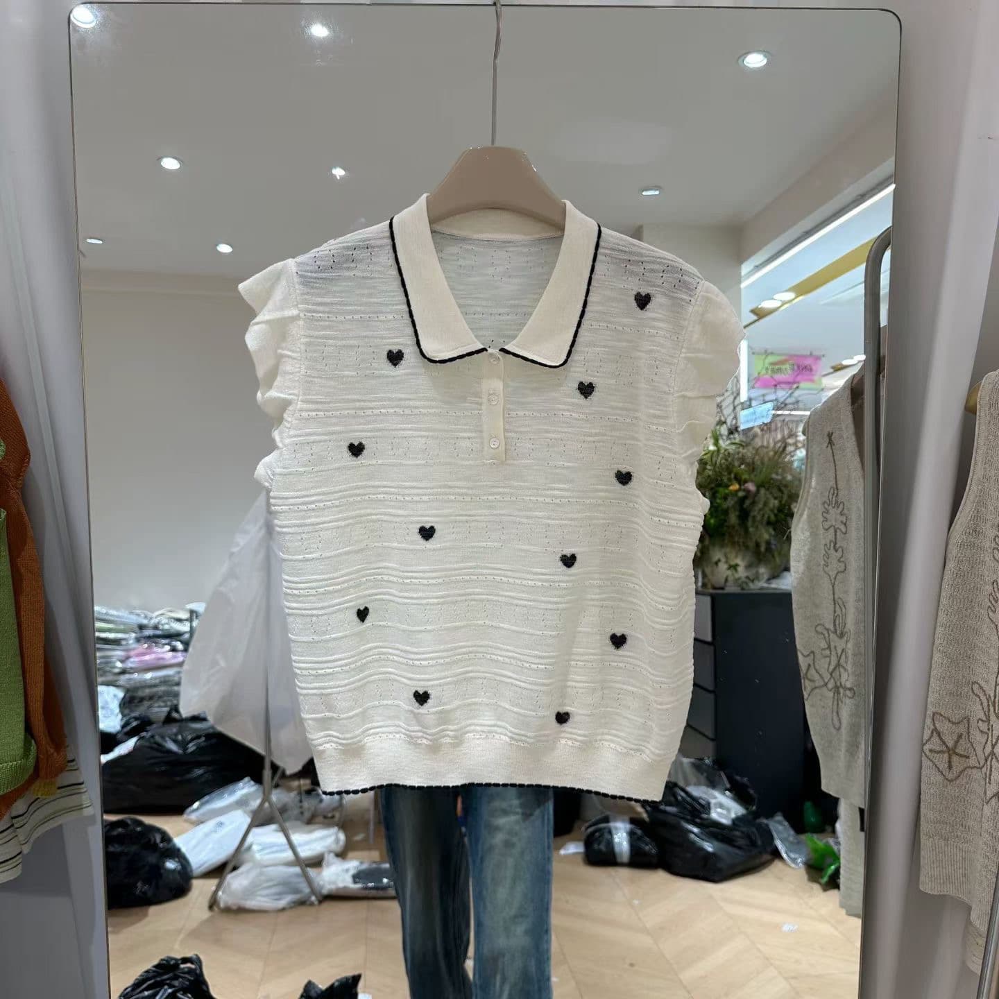 고유 한 Chic 반팔 티셔츠 여성 여름 얇은 스타일 폴로 칼라 배색 하트 니트 스웨터 다용도 맨위 상세 이미지 2
