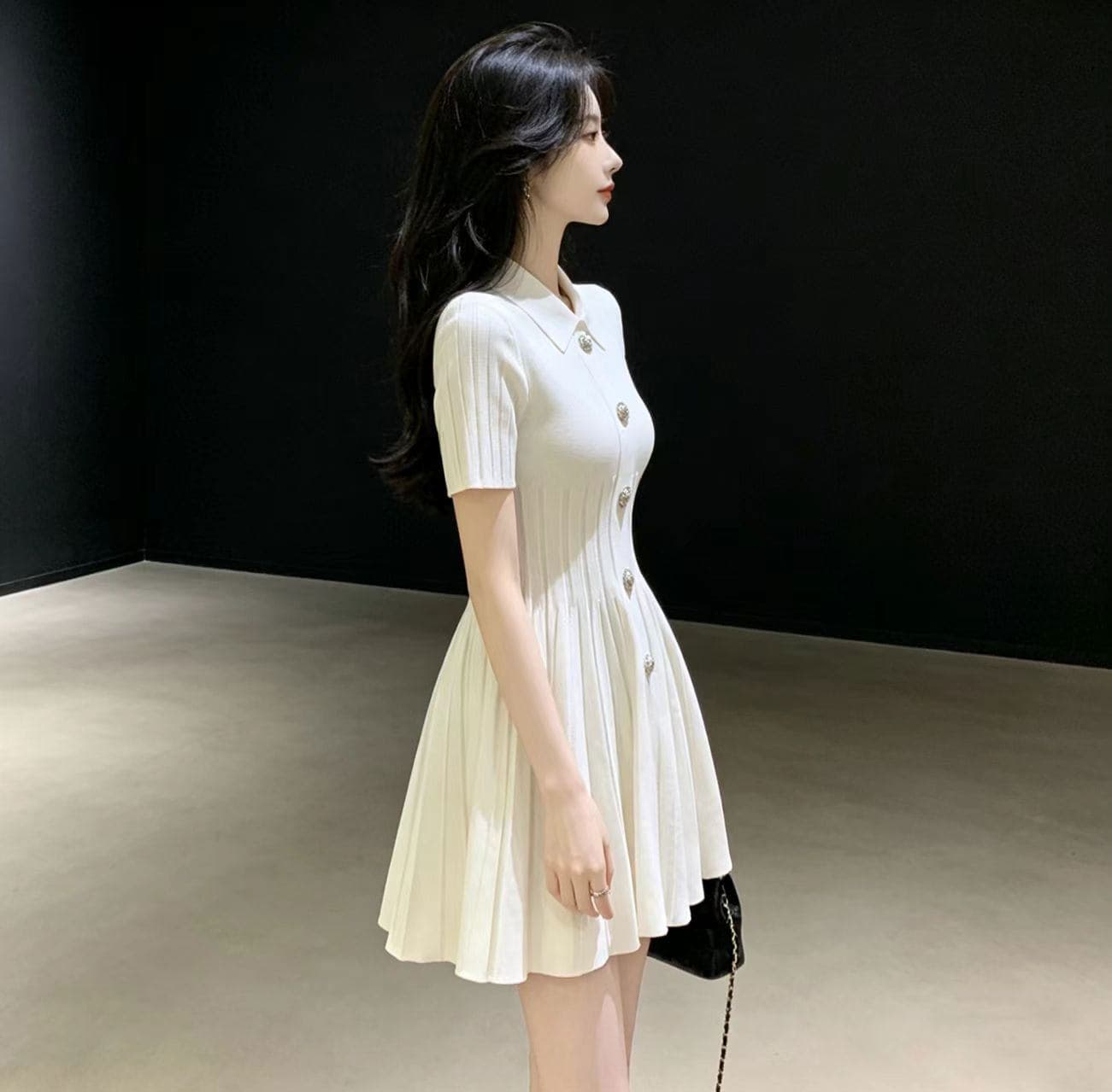빛 럭셔리 작은 샤넬 스타일 화이트 POLO 칼라 니트 여성 드레스 2026 여름 드레스 작은 키 몸매 가꾸기 슬림해 보이는 A라인 스커트 상세 이미지 7
