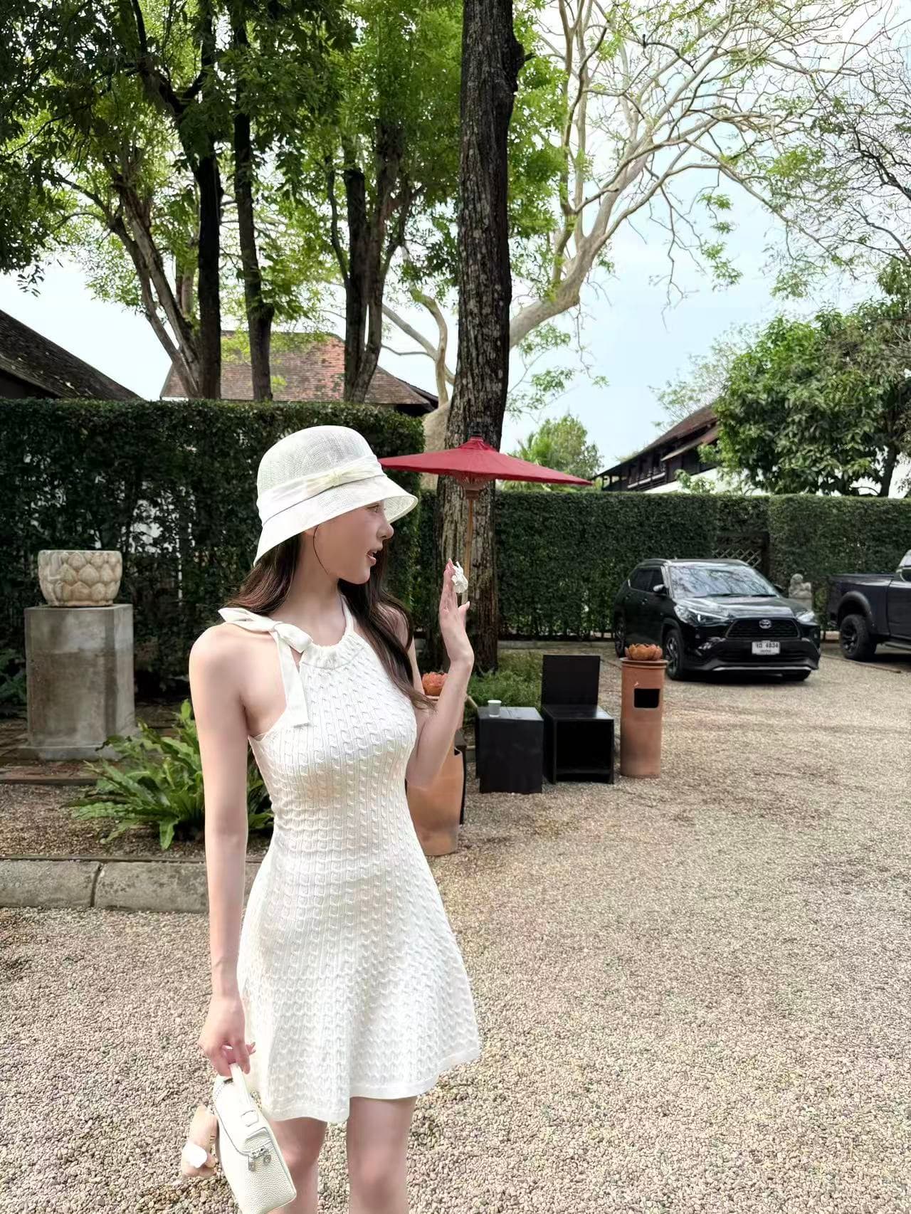 순수한 욕망 행침 목 트위스트 꽃 허리 수축 한 마디 니트 여성 드레스 여름 미니 스커트