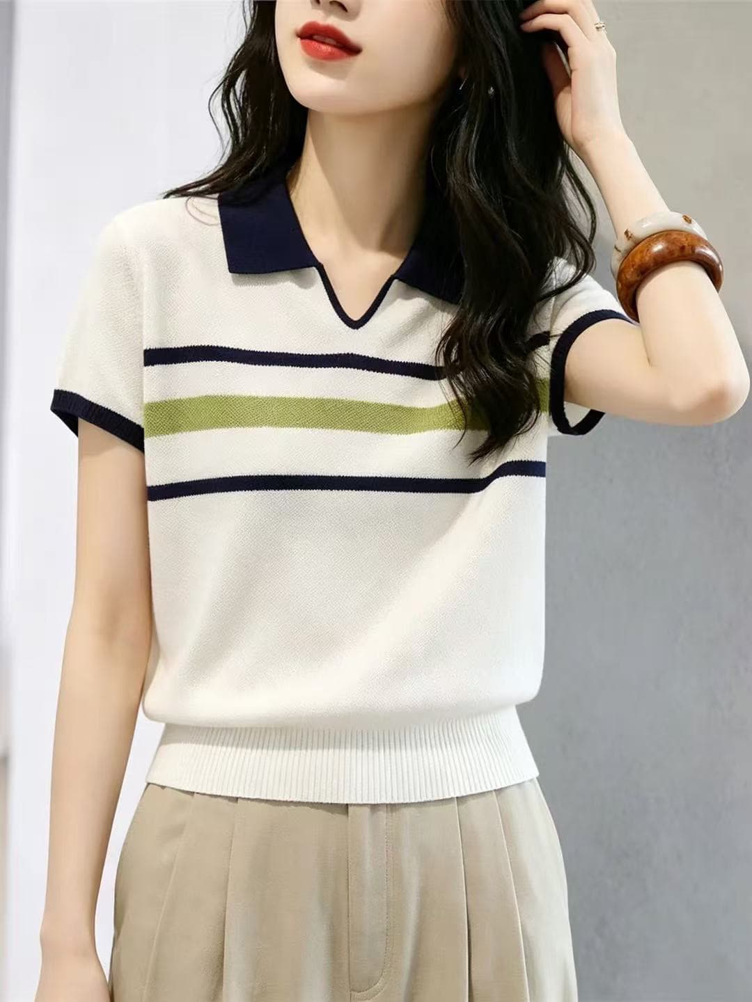 빅 사이즈 패션 배색 스트라이프 POLO 칼라 반팔 니트 스웨터 여성 2026 여름 지방 mm 루즈핏 다용도 연령 감소 맨위 상세 이미지 2
