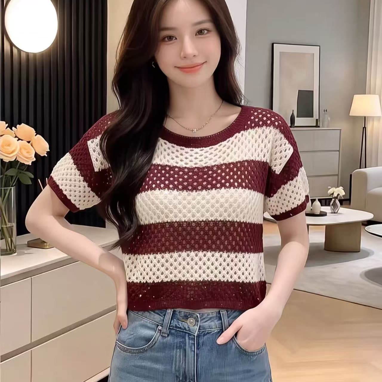 Chic 섹시함 홀로우 아웃 스트라이프 반팔 티셔츠 여성 여름 2026 느슨함 센스 착용 가져 가라. 루즈핏 연령 감소 니트 맨위 이미지 4
